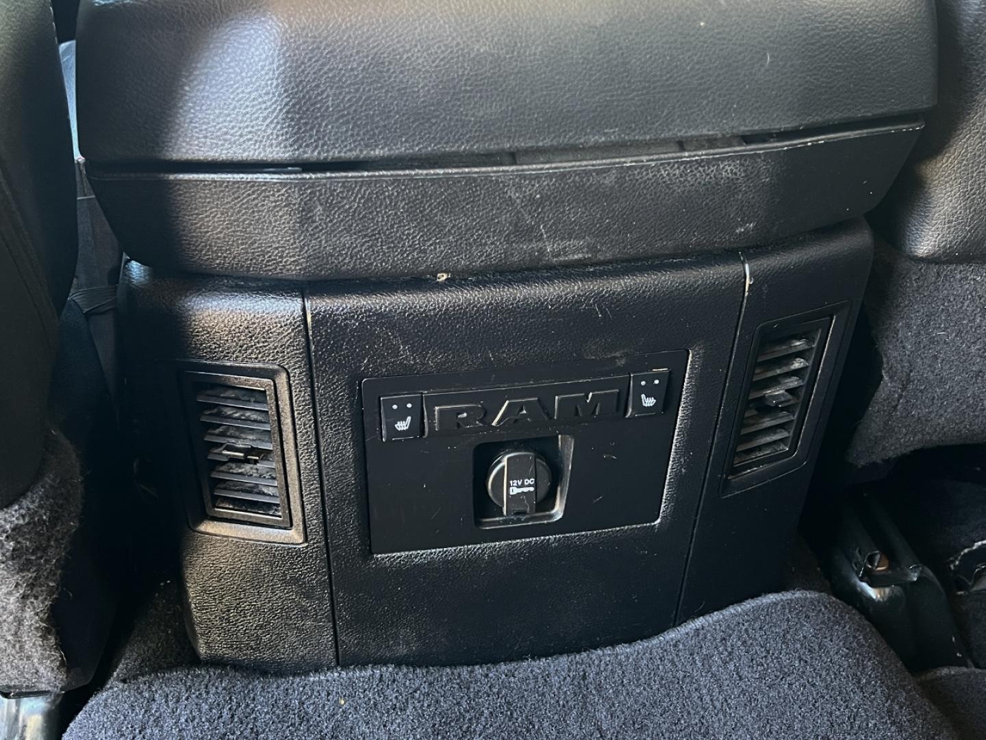 2015 BLUE /Black Leather RAM 1500 Laramie Crew Cab SWB 4WD (1C6RR7NT1FS) with an 5.7L V8 HEMI engine, Automatic transmission, located at 2990 Old Orchard Rd., Jackson, MO, 63755, 37.354214, -89.612106 - 2015 Ram 1500 Laramie 191xxx miles 4x4 5.7L V8 HEMI Automatic Leather Power/Heated/Cooled Seats Heated Rear Seats Heated Steering Wheel Backup Camera Bluetooth Remote Start Cruise Power Windows/Locks/Mirrors We have financing available and we accept trades! Fill out a credit applicatio - Photo#6