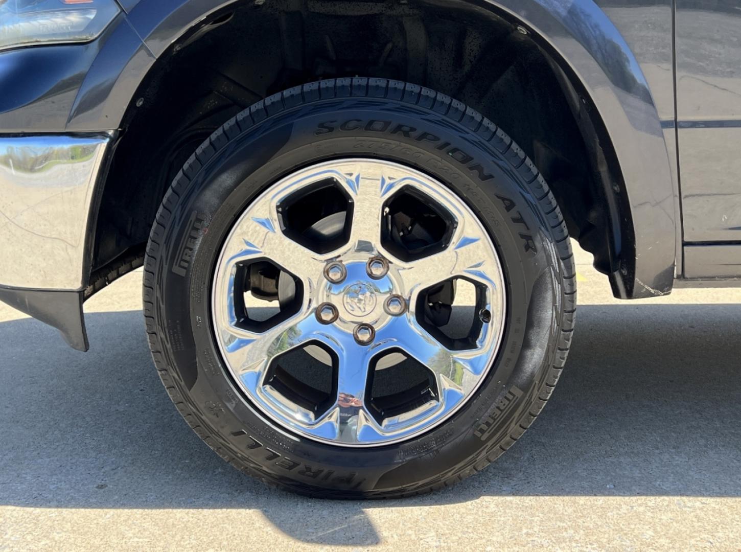 2015 BLUE /Black Leather RAM 1500 Laramie Crew Cab SWB 4WD (1C6RR7NT1FS) with an 5.7L V8 HEMI engine, Automatic transmission, located at 2990 Old Orchard Rd., Jackson, MO, 63755, 37.354214, -89.612106 - 2015 Ram 1500 Laramie 191xxx miles 4x4 5.7L V8 HEMI Automatic Leather Power/Heated/Cooled Seats Heated Rear Seats Heated Steering Wheel Backup Camera Bluetooth Remote Start Cruise Power Windows/Locks/Mirrors We have financing available and we accept trades! Fill out a credit applicatio - Photo#37