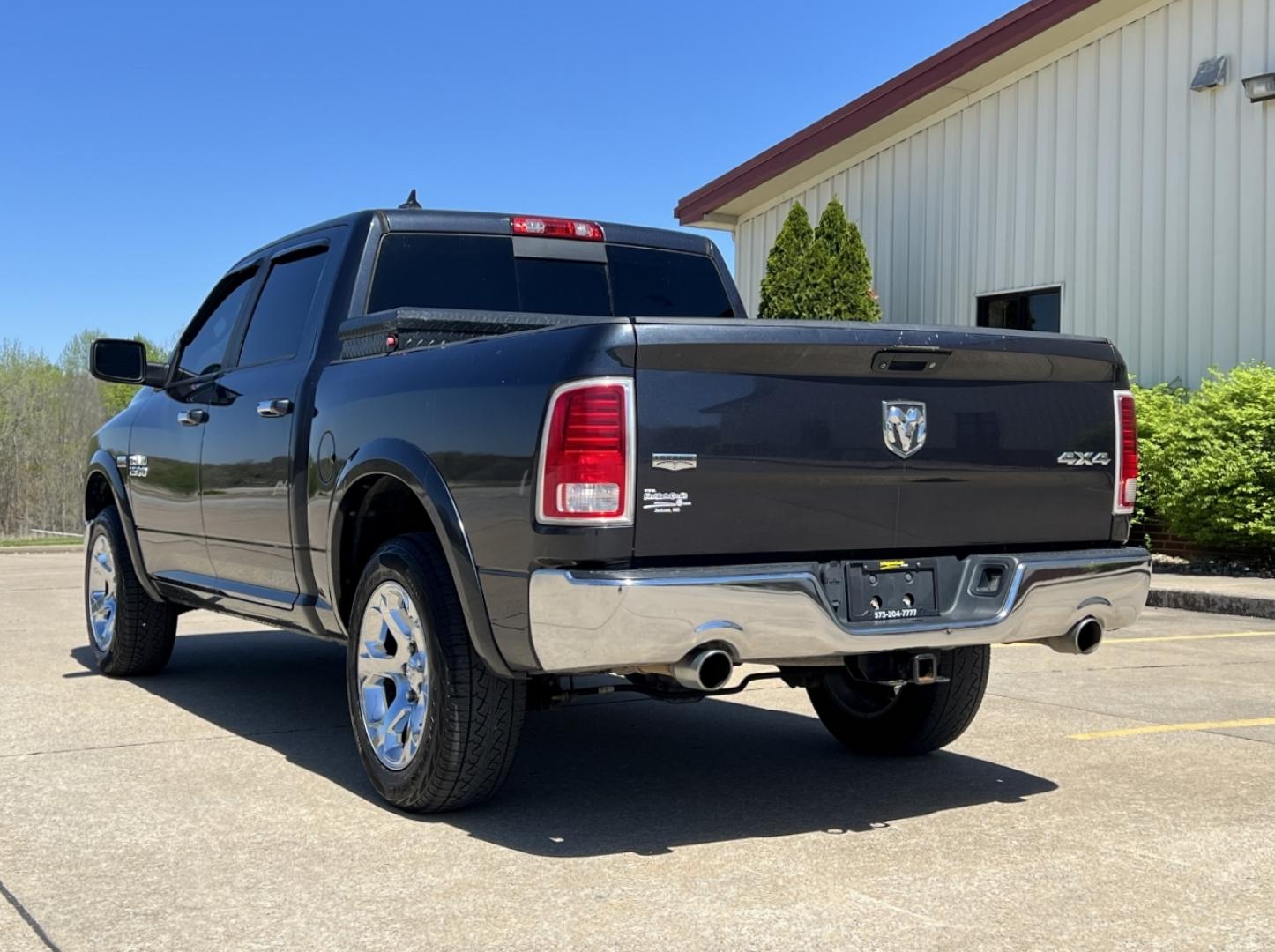 2015 BLUE /Black Leather RAM 1500 Laramie Crew Cab SWB 4WD (1C6RR7NT1FS) with an 5.7L V8 HEMI engine, Automatic transmission, located at 2990 Old Orchard Rd., Jackson, MO, 63755, 37.354214, -89.612106 - 2015 Ram 1500 Laramie 191xxx miles 4x4 5.7L V8 HEMI Automatic Leather Power/Heated/Cooled Seats Heated Rear Seats Heated Steering Wheel Backup Camera Bluetooth Remote Start Cruise Power Windows/Locks/Mirrors We have financing available and we accept trades! Fill out a credit applicatio - Photo#12