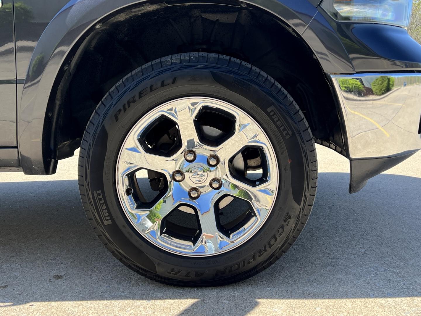 2015 BLUE /Black Leather RAM 1500 Laramie Crew Cab SWB 4WD (1C6RR7NT1FS) with an 5.7L V8 HEMI engine, Automatic transmission, located at 2990 Old Orchard Rd., Jackson, MO, 63755, 37.354214, -89.612106 - 2015 Ram 1500 Laramie 191xxx miles 4x4 5.7L V8 HEMI Automatic Leather Power/Heated/Cooled Seats Heated Rear Seats Heated Steering Wheel Backup Camera Bluetooth Remote Start Cruise Power Windows/Locks/Mirrors We have financing available and we accept trades! Fill out a credit applicatio - Photo#41
