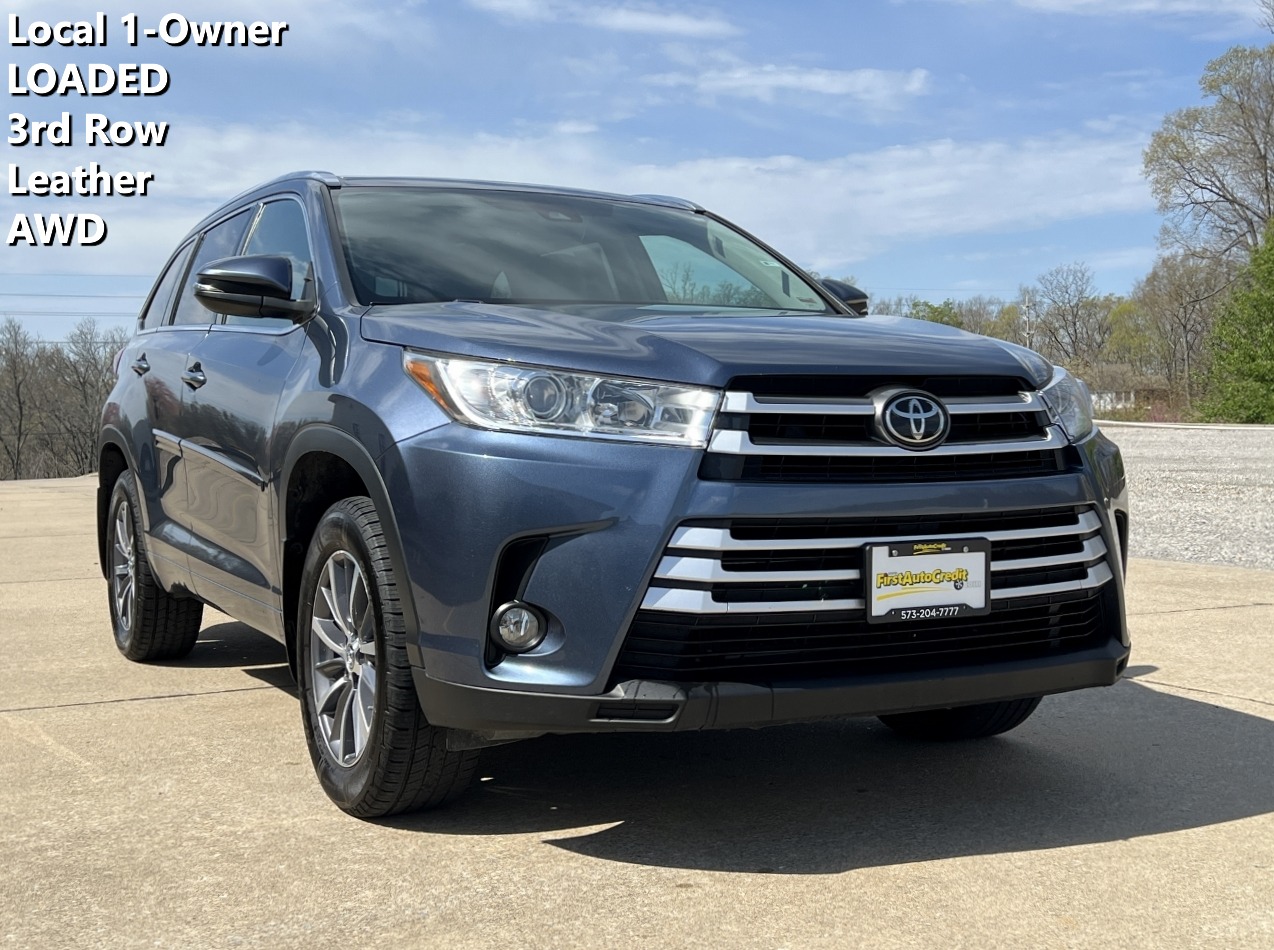 photo of 2017 Toyota Highlander XLE AWD V6