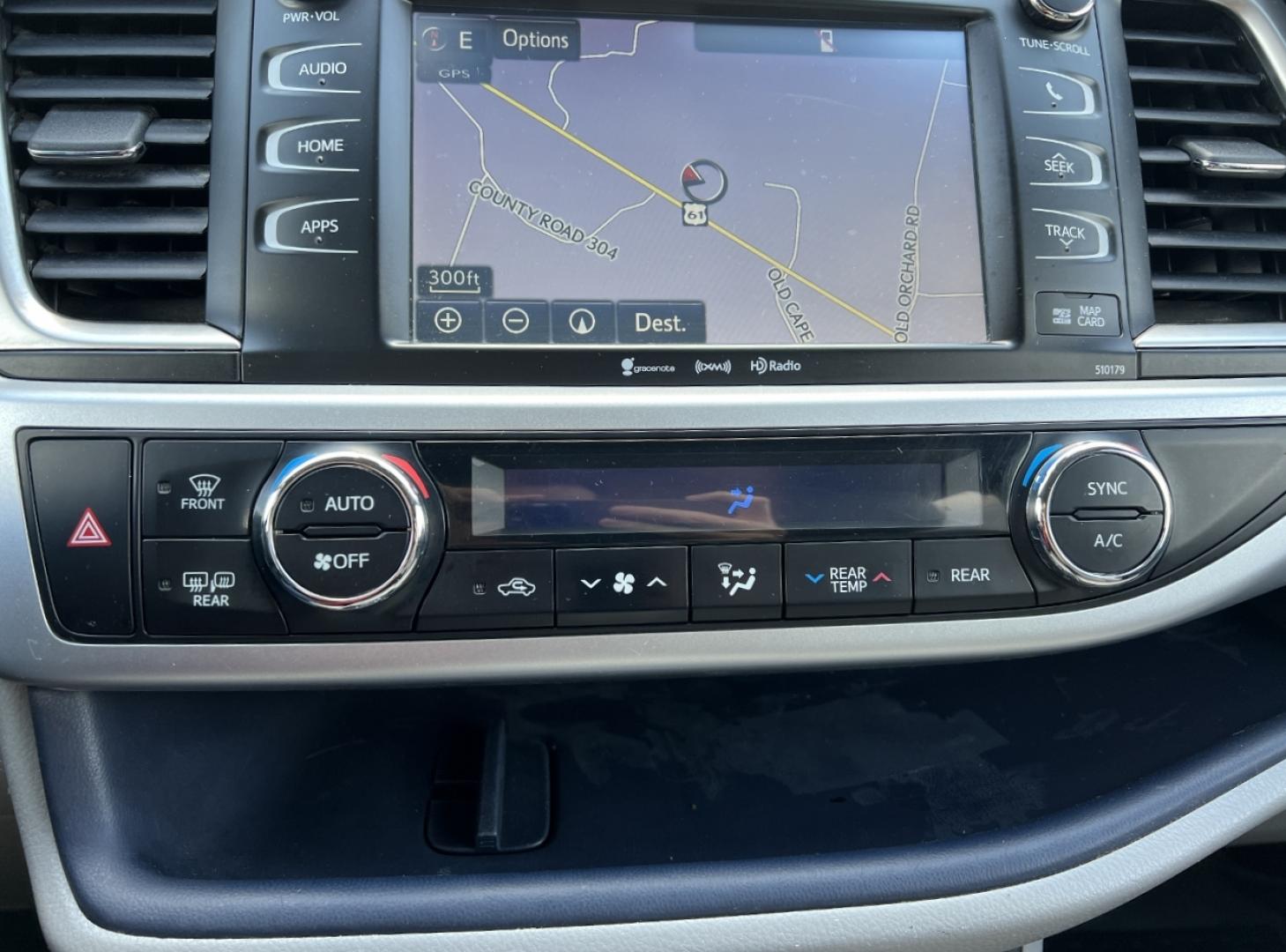 2017 BLUE /Tan Leather Toyota Highlander XLE AWD V6 (5TDJZRFH6HS) with an 3.5L V6 engine, Automatic transmission, located at 2990 Old Orchard Rd., Jackson, MO, 63755, 37.354214, -89.612106 - 2017 Toyota Highlander SE Local 1-Owner 140xxx miles All Wheel Drive 3.5L V6 Automatic Leather 3rd Row Navigation Power/Heated Seats Backup Camera Sunroof Bluetooth Cruise Power Windows/Locks/Mirrors We have financing available and we accept trades! Fill out a credit application on ou - Photo#29