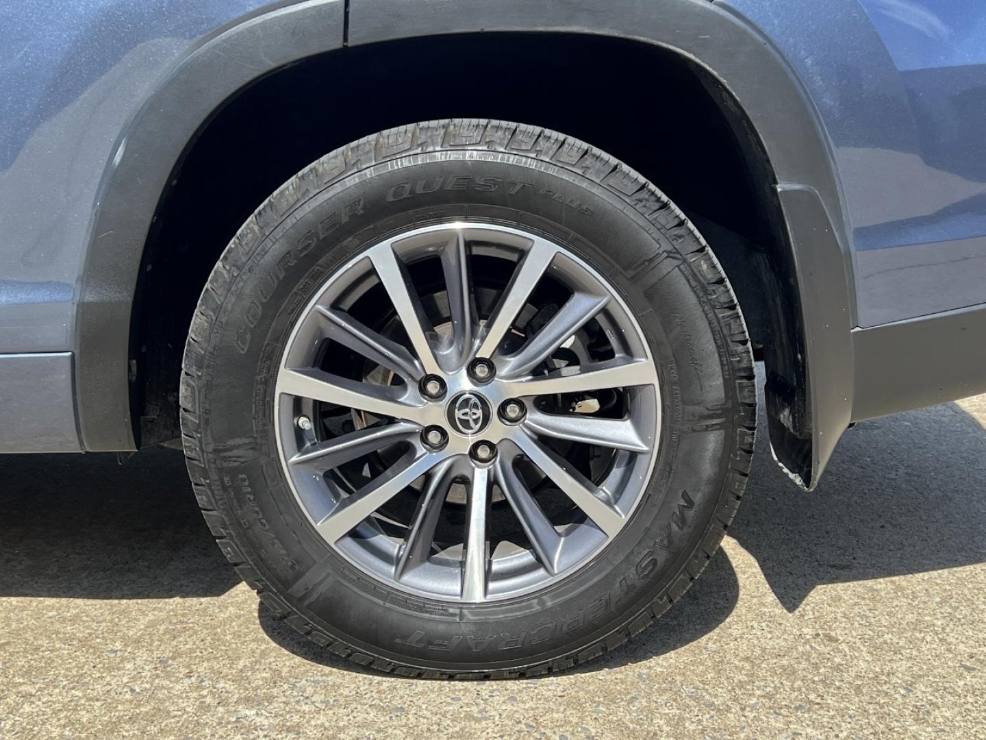 2017 BLUE /Tan Leather Toyota Highlander XLE AWD V6 (5TDJZRFH6HS) with an 3.5L V6 engine, Automatic transmission, located at 2990 Old Orchard Rd., Jackson, MO, 63755, 37.354214, -89.612106 - 2017 Toyota Highlander SE Local 1-Owner 140xxx miles All Wheel Drive 3.5L V6 Automatic Leather 3rd Row Navigation Power/Heated Seats Backup Camera Sunroof Bluetooth Cruise Power Windows/Locks/Mirrors We have financing available and we accept trades! Fill out a credit application on ou - Photo#40