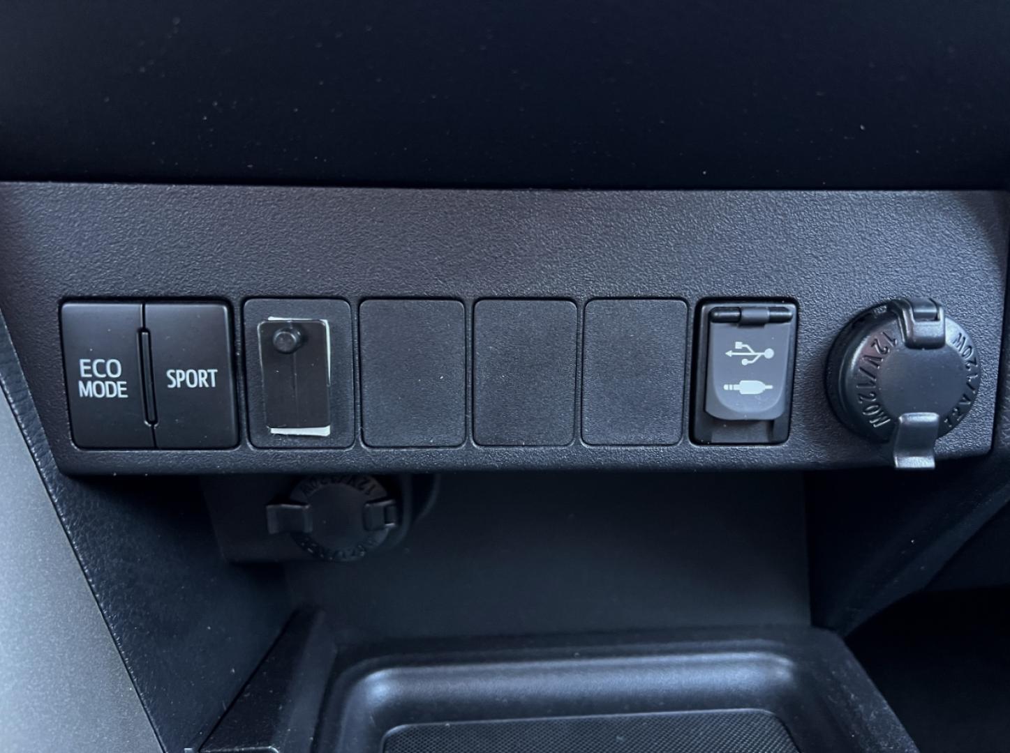 2015 BLUE /Black Cloth Toyota RAV4 LE AWD (2T3BFREV5FW) with an 2.5L 4 Cyl. engine, Automatic transmission, located at 2990 Old Orchard Rd., Jackson, MO, 63755, 37.354214, -89.612106 - 2015 Toyota RAV4 LE 153xxx miles All Wheel Drive 2.5L 4 Cyl. Automatic Backup Camera Bluetooth Cruise Power Windows/Locks/Mirrors We have financing available and we accept trades! Fill out a credit application on our website or come by today! If you have any questions, give us a call at (5 - Photo#24