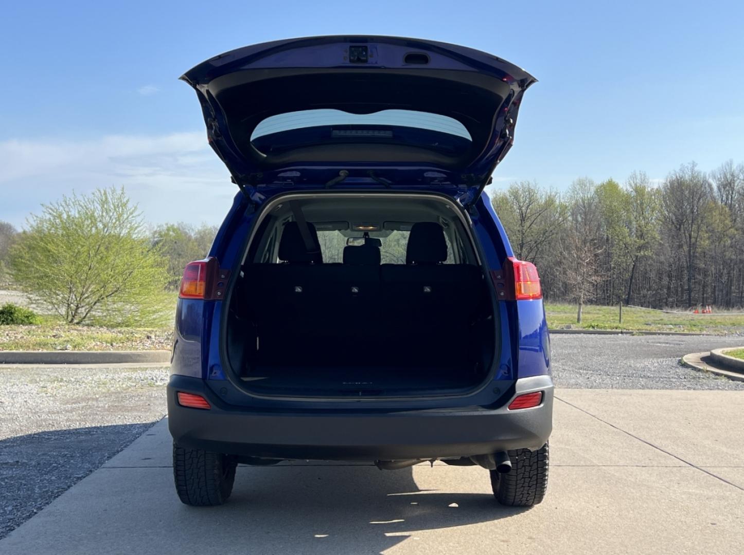 2015 BLUE /Black Cloth Toyota RAV4 LE AWD (2T3BFREV5FW) with an 2.5L 4 Cyl. engine, Automatic transmission, located at 2990 Old Orchard Rd., Jackson, MO, 63755, 37.354214, -89.612106 - 2015 Toyota RAV4 LE 153xxx miles All Wheel Drive 2.5L 4 Cyl. Automatic Backup Camera Bluetooth Cruise Power Windows/Locks/Mirrors We have financing available and we accept trades! Fill out a credit application on our website or come by today! If you have any questions, give us a call at (5 - Photo#16