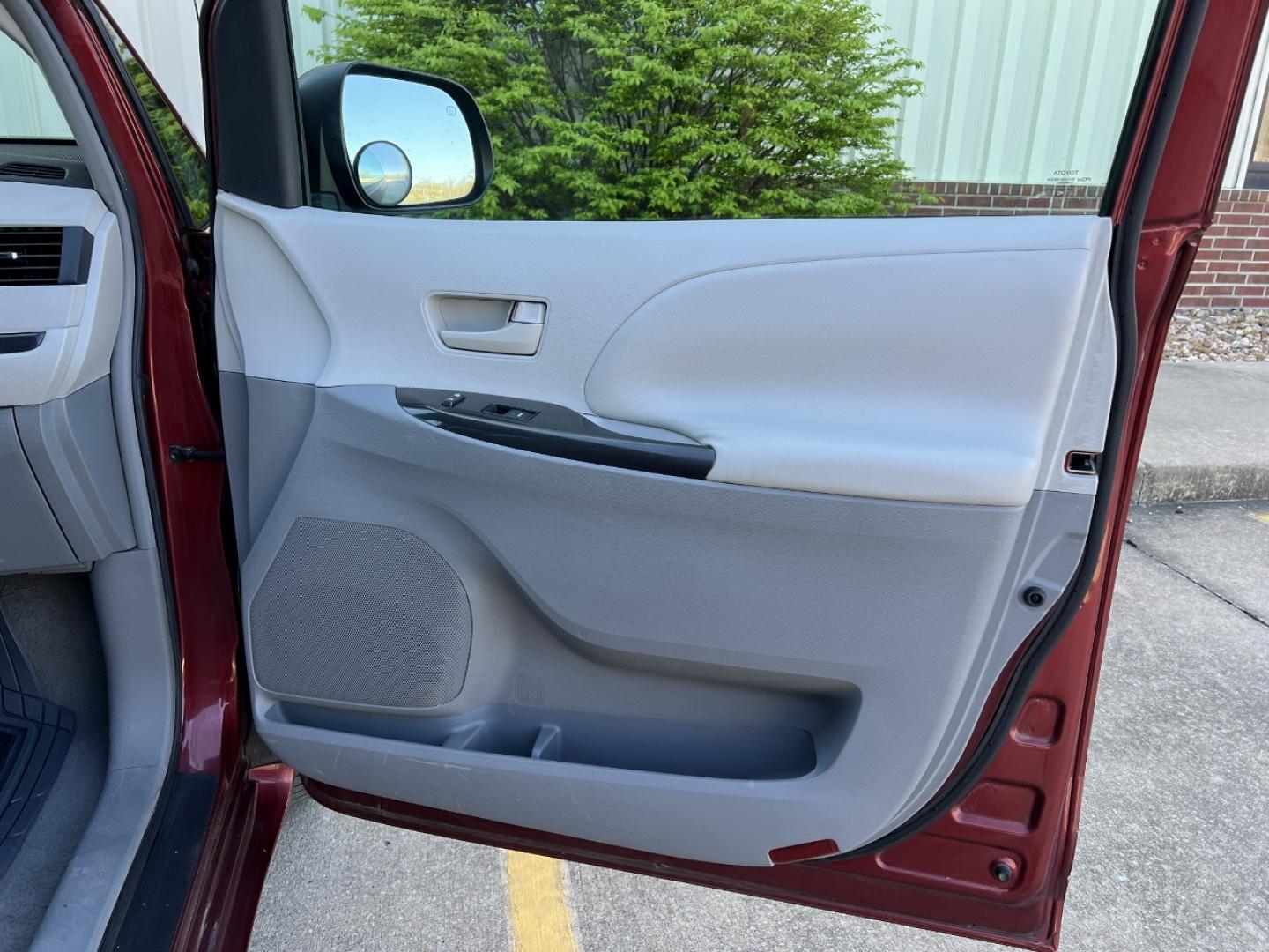 2011 MAROON /Gray Cloth Toyota Sienna LE 8-Pass V6 (5TDKK3DC4BS) with an 3.5L V6 engine, Automatic transmission, located at 2990 Old Orchard Rd., Jackson, MO, 63755, 37.354214, -89.612106 - 2011 Toyota Sienna LE Local 1-Owner 199xxx miles Front Wheel Drive 3.5L V6 Automatic 3rd Row Power Driver Seat Backup Camera Cruise Power Windows/Locks/Mirrors We have financing available and we accept trades! Fill out a credit application on our website or come by today! If you have any - Photo#13