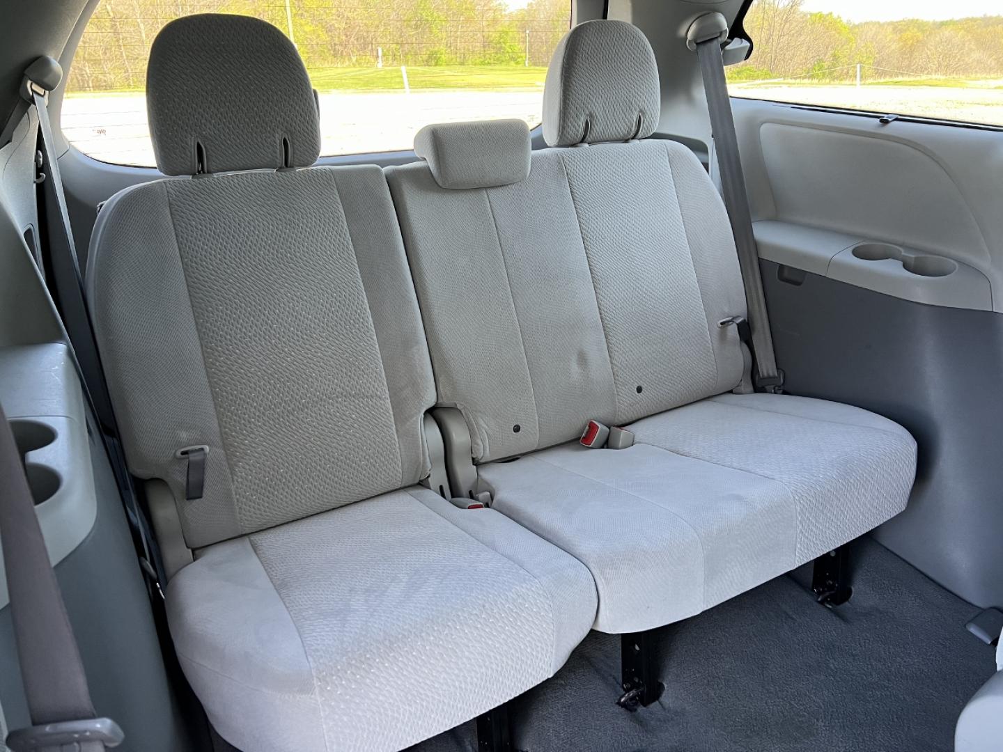 2011 MAROON /Gray Cloth Toyota Sienna LE 8-Pass V6 (5TDKK3DC4BS) with an 3.5L V6 engine, Automatic transmission, located at 2990 Old Orchard Rd., Jackson, MO, 63755, 37.354214, -89.612106 - 2011 Toyota Sienna LE Local 1-Owner 199xxx miles Front Wheel Drive 3.5L V6 Automatic 3rd Row Power Driver Seat Backup Camera Cruise Power Windows/Locks/Mirrors We have financing available and we accept trades! Fill out a credit application on our website or come by today! If you have any - Photo#17