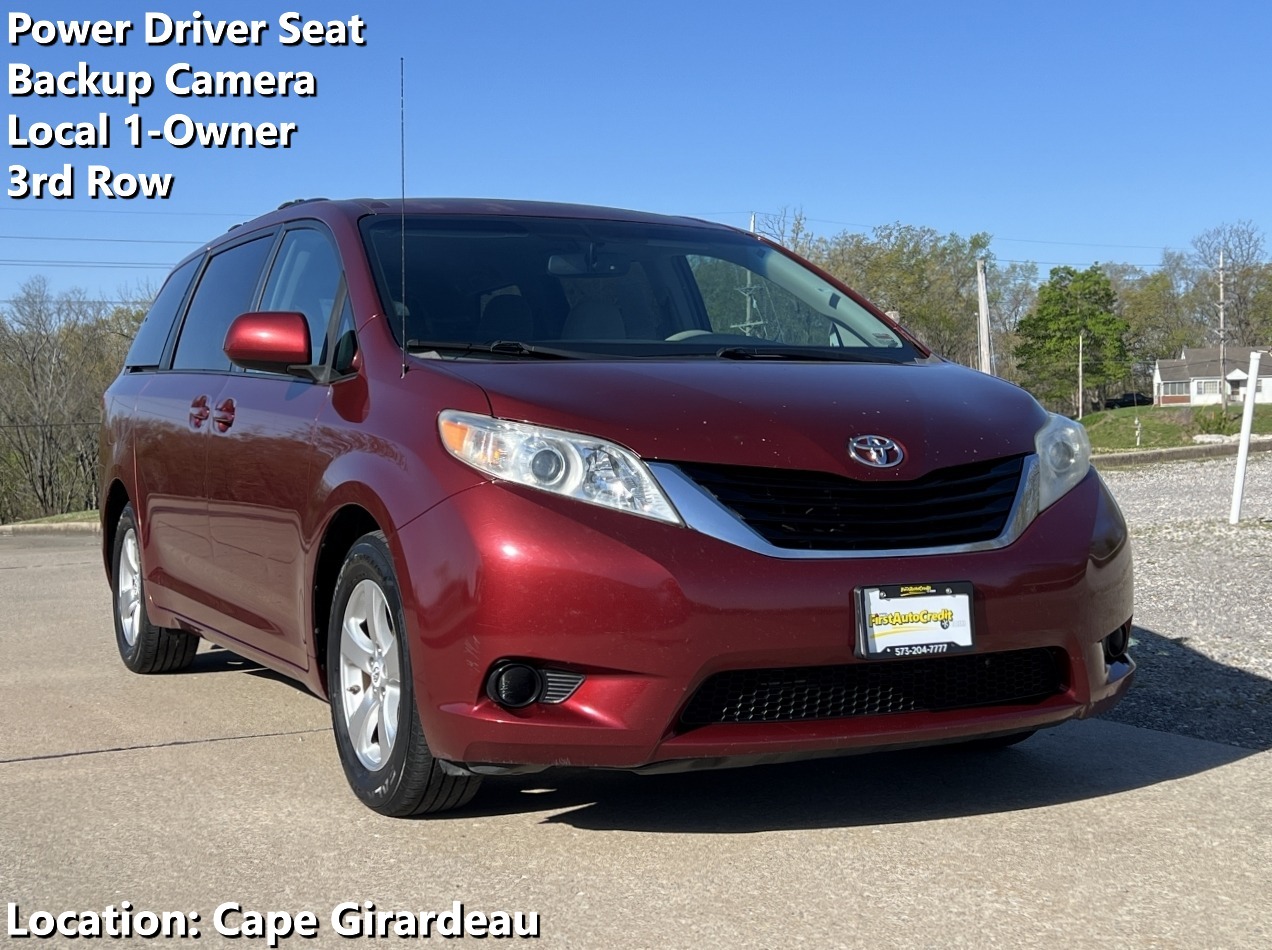 2011 Toyota Sienna LE 8-Pass V6