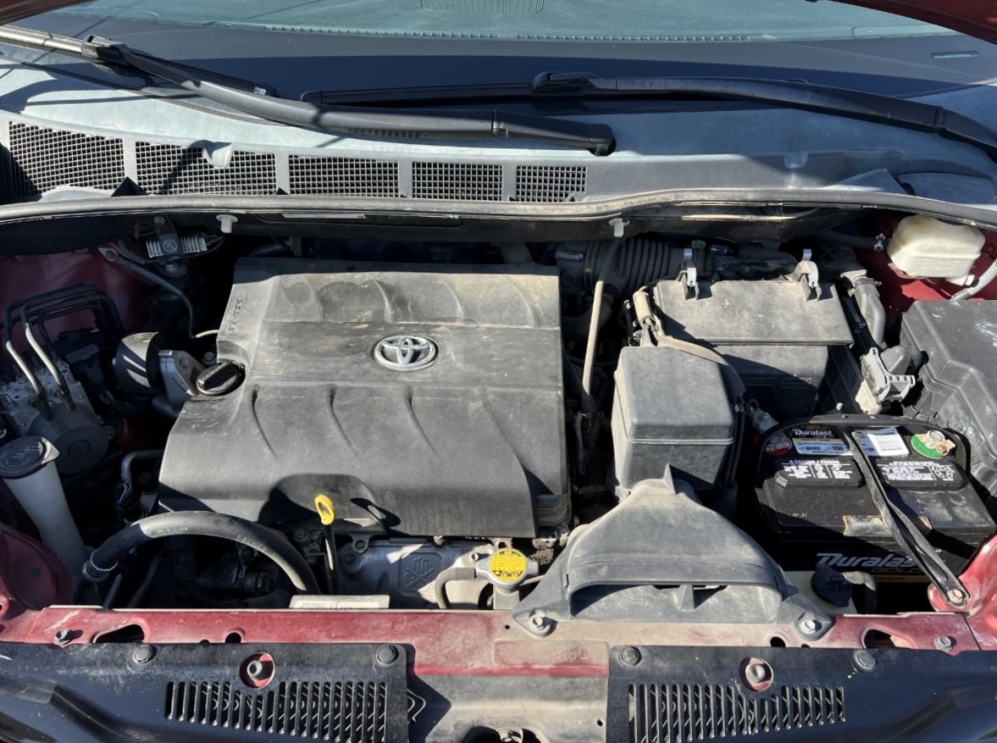 2011 MAROON /Gray Cloth Toyota Sienna LE 8-Pass V6 (5TDKK3DC4BS) with an 3.5L V6 engine, Automatic transmission, located at 506 S. Kingshighway, Cape Girardeau, MO, 63703, (573) 235-5000, 37.294994, -89.556206 - 2011 Toyota Sienna LE Local 1-Owner 199xxx miles Front Wheel Drive 3.5L V6 Automatic 3rd Row Power Driver Seat Backup Camera Cruise Power Windows/Locks/Mirrors We have financing available and we accept trades! Fill out a credit application on our website or come by today! If you have any - Photo#31