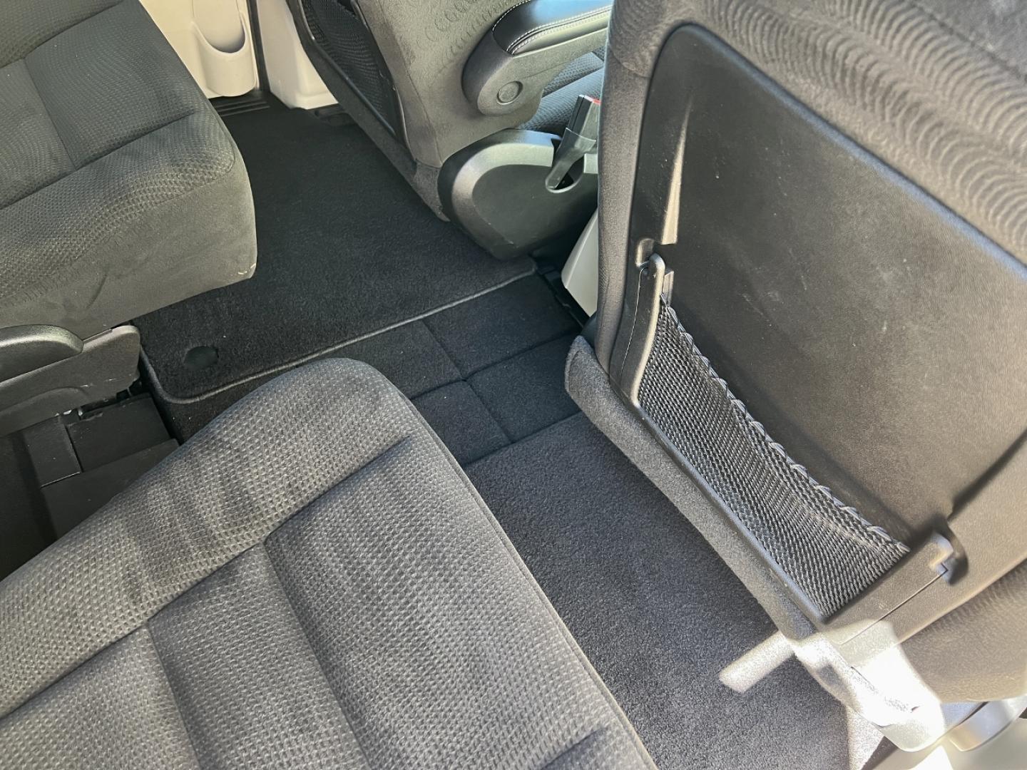 2015 GOLD /Black Cloth Dodge Grand Caravan SE (2C4RDGBG7FR) with an 3.6L V6 engine, Automatic transmission, located at 2990 Old Orchard Rd., Jackson, MO, 63755, 37.354214, -89.612106 - 2015 Dodge Grand Caravan SE Local 1-Owner Only 50xxx miles Front Wheel Drive 3.6L V6 Automatic 3rd Row Stow 'N Go Cruise Power Windows/Locks/Mirrors We have financing available and we accept trades! Fill out a credit application on our website or come by today! If you have any questions, - Photo#25