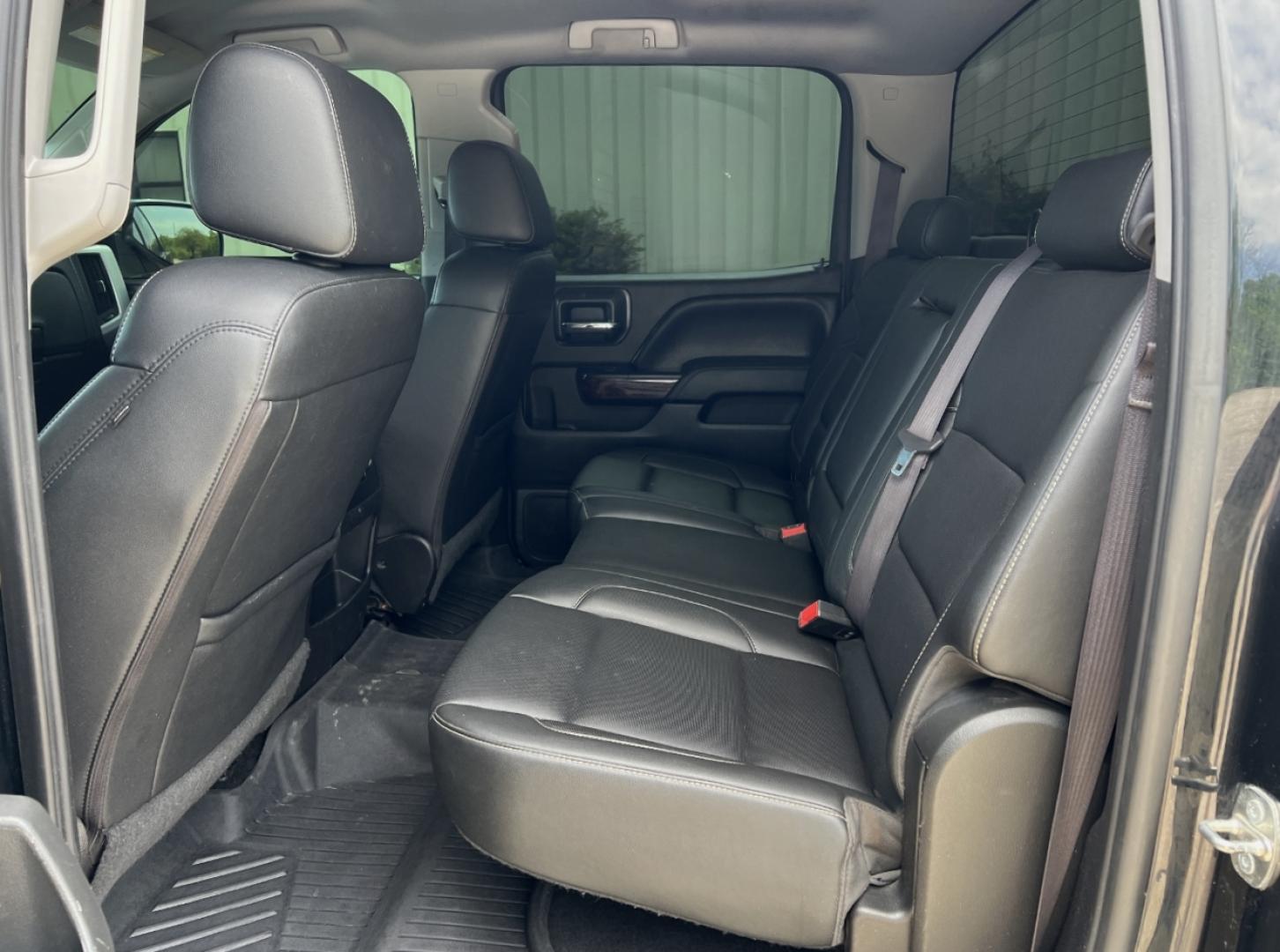 2016 BLACK /Black Leather GMC Sierra 1500 SLT Crew Cab 4WD (3GTU2NEC7GG) with an 5.3L V8 engine, Automatic transmission, located at 2990 Old Orchard Rd., Jackson, MO, 63755, 37.354214, -89.612106 - 2016 GMC Sierra 1500 SLT 131xxx miles 4x4 5.3L V8 Automatic Leather 22" Wheels Navigation Backup Camera Power/Heated/Cooled Seats Bluetooth Cruise Remote Start Power Windows/Locks/Mirrors We have financing available and we accept trades! Fill out a credit application on our website or - Photo#18