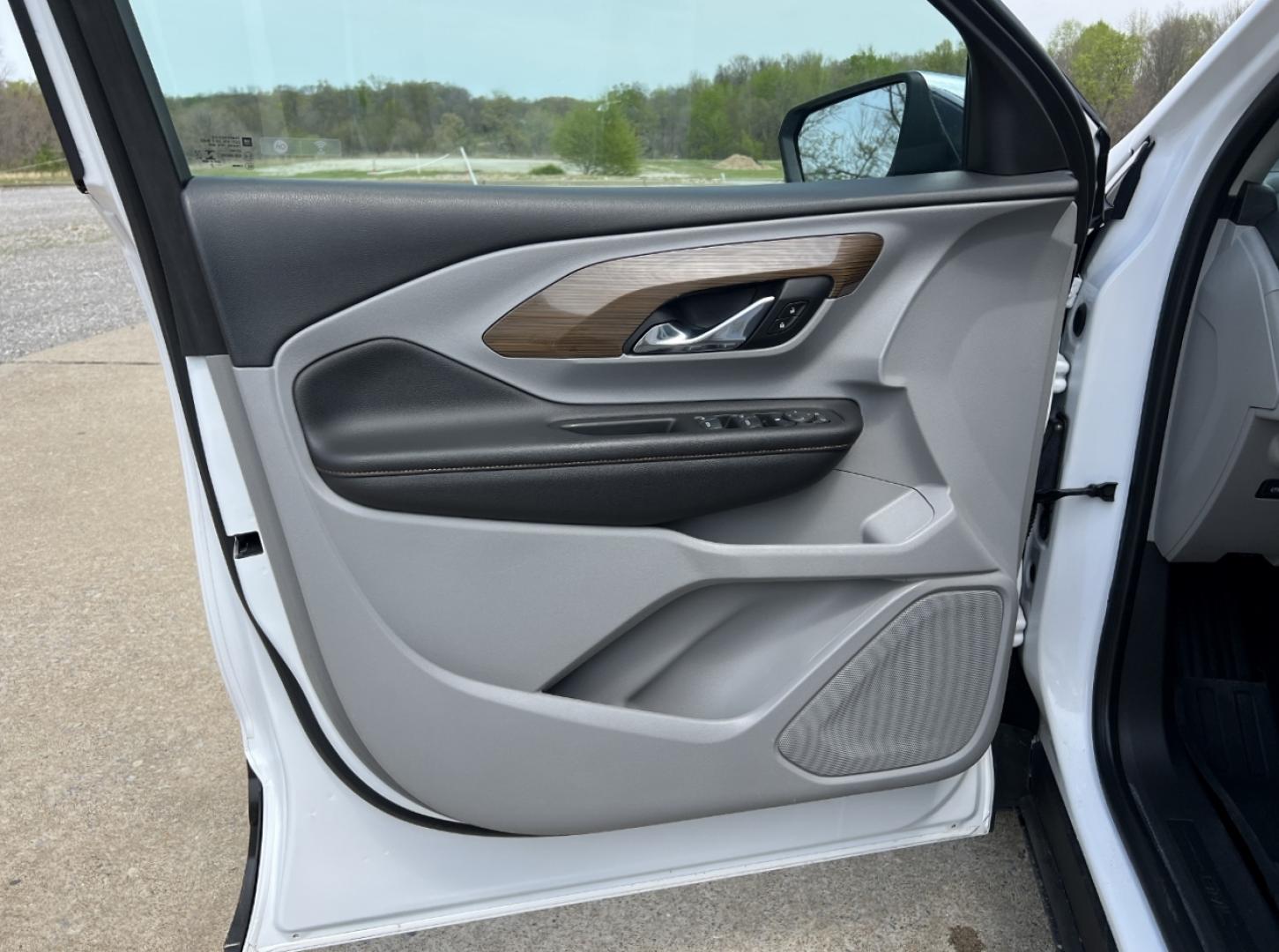 2021 WHITE /Gray Cloth GMC Terrain SLE AWD (3GKALTEV3ML) with an 1.5L 4 Cyl. TURBO engine, Automatic transmission, located at 2990 Old Orchard Rd., Jackson, MO, 63755, 37.354214, -89.612106 - 2021 GMC Terrain SLE 70xxx miles All Wheel Drive 1.5L 4 Cyl. Automatic Backup Camera Power Driver Seat Heated Seats Bluetooth Remote Start Cruise Power Windows/Locks/Mirrors We have financing available and we accept trades! Fill out a credit application on our website or come by today! - Photo#13