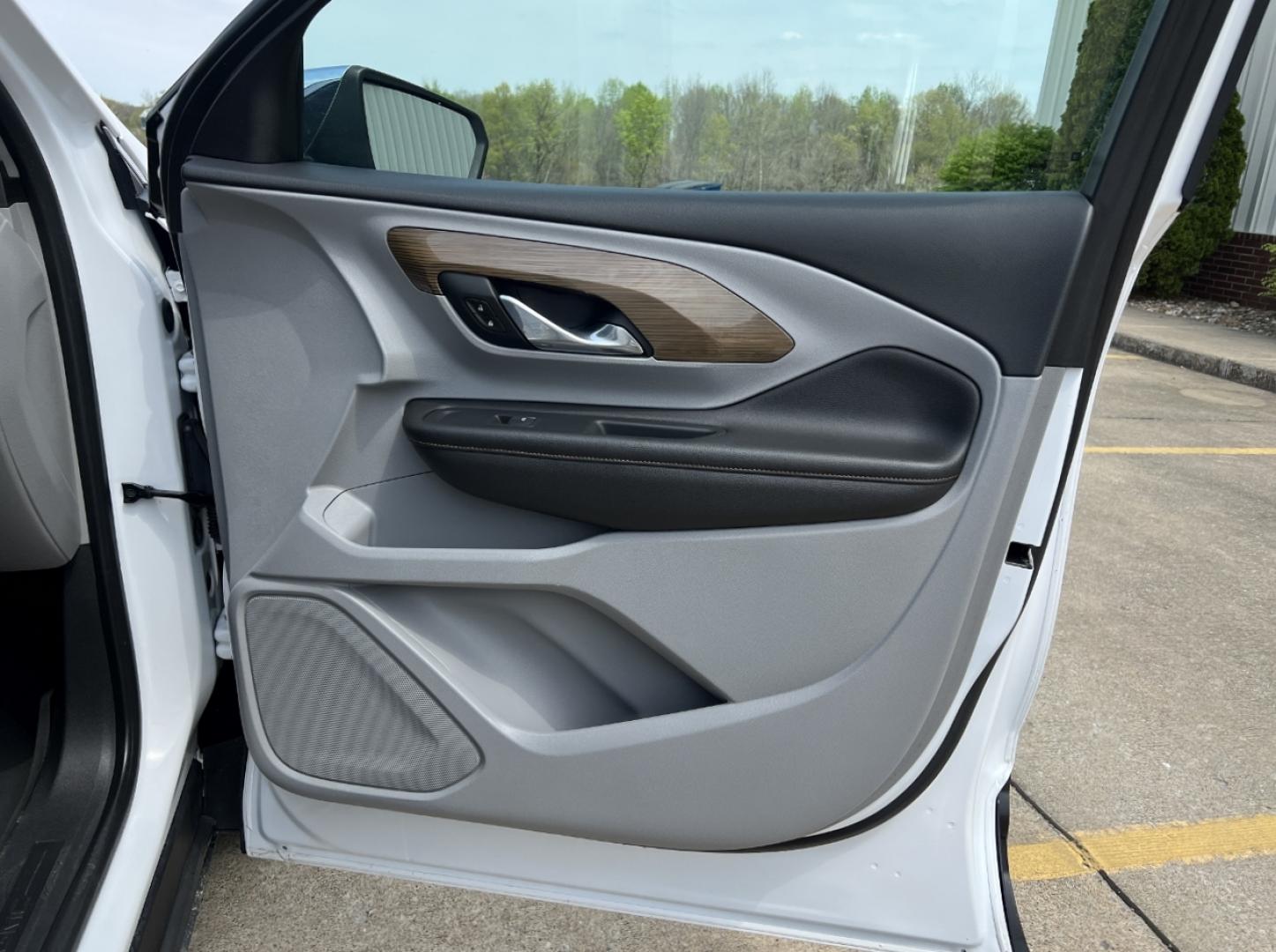 2021 WHITE /Gray Cloth GMC Terrain SLE AWD (3GKALTEV3ML) with an 1.5L 4 Cyl. TURBO engine, Automatic transmission, located at 2990 Old Orchard Rd., Jackson, MO, 63755, 37.354214, -89.612106 - 2021 GMC Terrain SLE 70xxx miles All Wheel Drive 1.5L 4 Cyl. Automatic Backup Camera Power Driver Seat Heated Seats Bluetooth Remote Start Cruise Power Windows/Locks/Mirrors We have financing available and we accept trades! Fill out a credit application on our website or come by today! - Photo#15