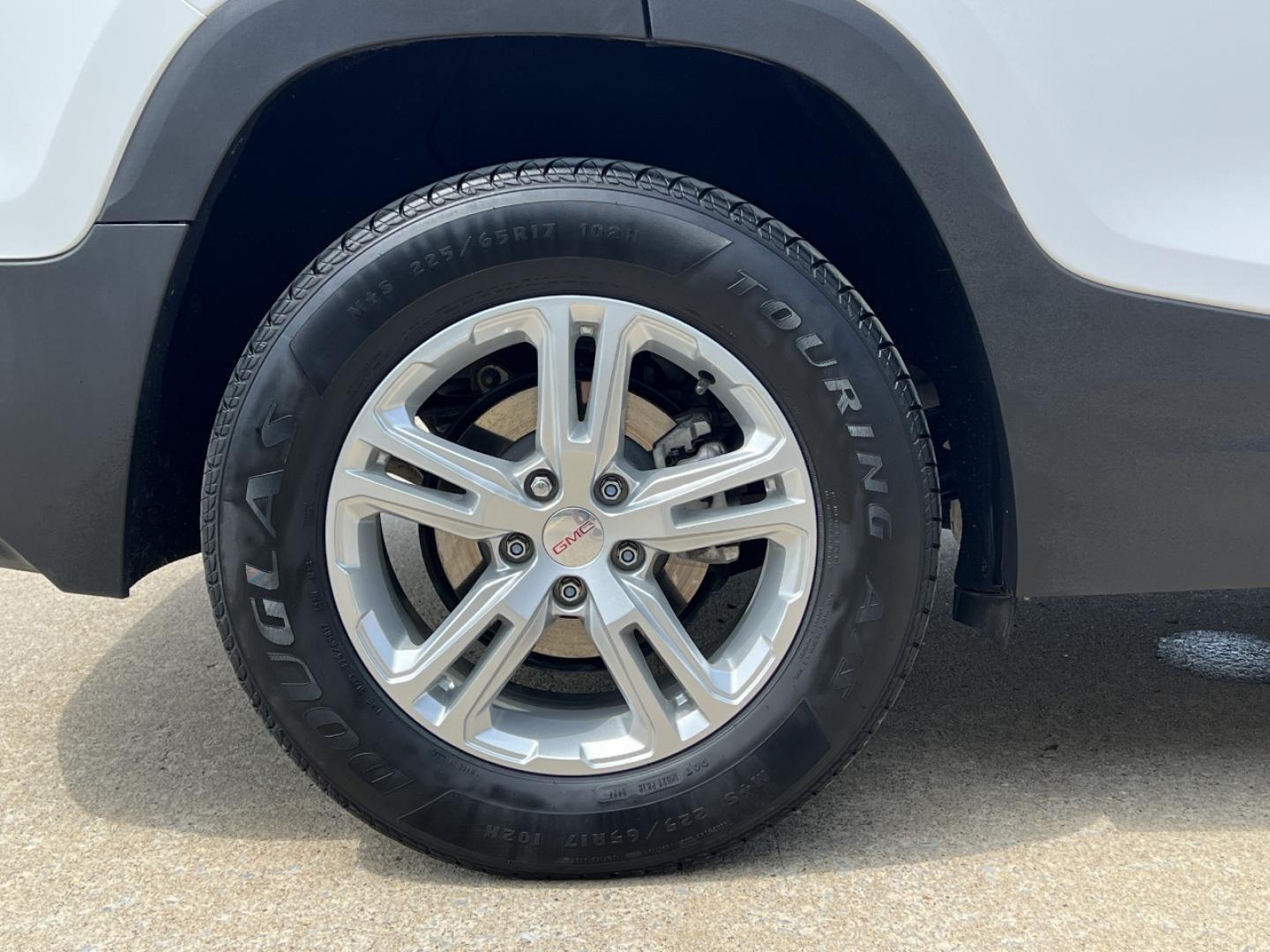 2021 WHITE /Gray Cloth GMC Terrain SLE AWD (3GKALTEV3ML) with an 1.5L 4 Cyl. TURBO engine, Automatic transmission, located at 2990 Old Orchard Rd., Jackson, MO, 63755, 37.354214, -89.612106 - 2021 GMC Terrain SLE 70xxx miles All Wheel Drive 1.5L 4 Cyl. Automatic Backup Camera Power Driver Seat Heated Seats Bluetooth Remote Start Cruise Power Windows/Locks/Mirrors We have financing available and we accept trades! Fill out a credit application on our website or come by today! - Photo#39