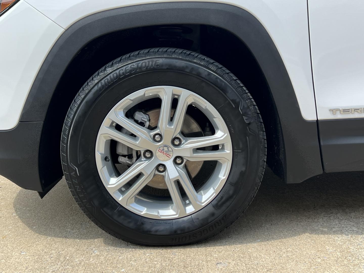 2021 WHITE /Gray Cloth GMC Terrain SLE AWD (3GKALTEV3ML) with an 1.5L 4 Cyl. TURBO engine, Automatic transmission, located at 2990 Old Orchard Rd., Jackson, MO, 63755, 37.354214, -89.612106 - 2021 GMC Terrain SLE 70xxx miles All Wheel Drive 1.5L 4 Cyl. Automatic Backup Camera Power Driver Seat Heated Seats Bluetooth Remote Start Cruise Power Windows/Locks/Mirrors We have financing available and we accept trades! Fill out a credit application on our website or come by today! - Photo#36