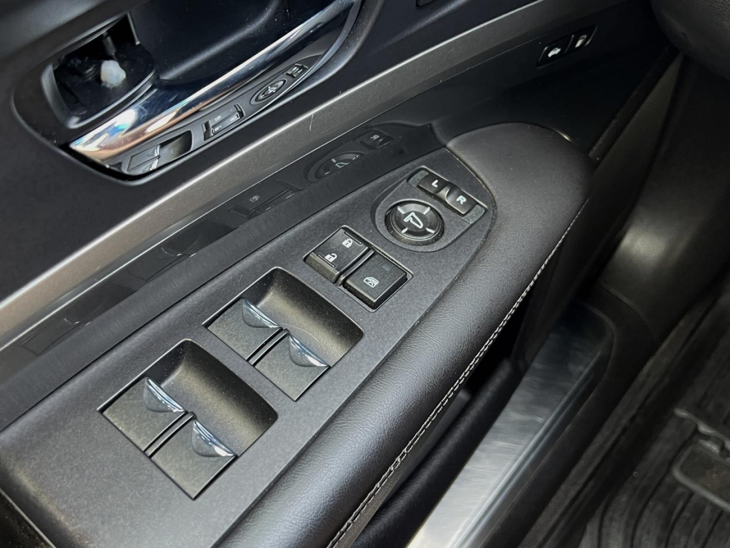 2014 WHITE /Black Leather Acura RLX (JH4KC1F32EC) with an 3.5L V6 engine, Automatic transmission, located at 2990 Old Orchard Rd., Jackson, MO, 63755, 37.354214, -89.612106 - *** SALVAGE TITLE *** 2014 Acura RLX 260xxx miles Front Wheel Drive 3.5L V6 Automatic Leather Navigation Power/Heated Seats Backup Camera Sunroof Bluetooth Cruise Power Windows/Locks/Mirrors We have financing available and we accept trades! Fill out a credit application on our websit - Photo#29