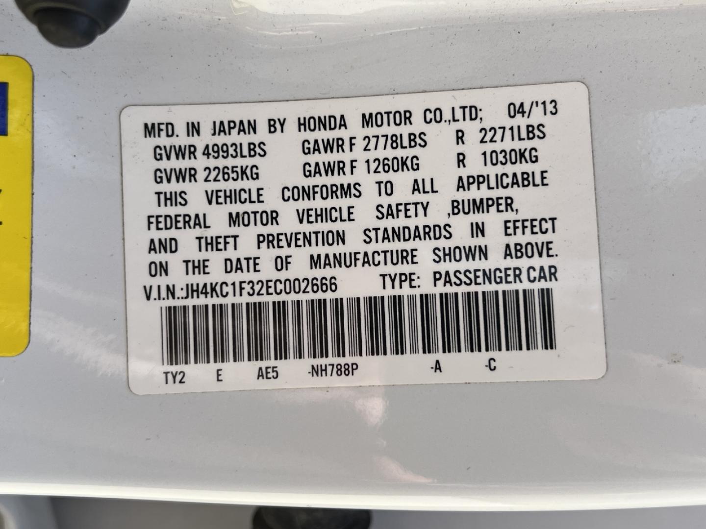 2014 WHITE /Black Leather Acura RLX (JH4KC1F32EC) with an 3.5L V6 engine, Automatic transmission, located at 2990 Old Orchard Rd., Jackson, MO, 63755, 37.354214, -89.612106 - *** SALVAGE TITLE *** 2014 Acura RLX 260xxx miles Front Wheel Drive 3.5L V6 Automatic Leather Navigation Power/Heated Seats Backup Camera Sunroof Bluetooth Cruise Power Windows/Locks/Mirrors We have financing available and we accept trades! Fill out a credit application on our websit - Photo#45
