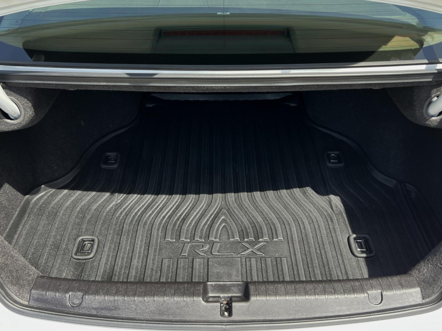 2014 WHITE /Black Leather Acura RLX (JH4KC1F32EC) with an 3.5L V6 engine, Automatic transmission, located at 2990 Old Orchard Rd., Jackson, MO, 63755, 37.354214, -89.612106 - *** SALVAGE TITLE *** 2014 Acura RLX 260xxx miles Front Wheel Drive 3.5L V6 Automatic Leather Navigation Power/Heated Seats Backup Camera Sunroof Bluetooth Cruise Power Windows/Locks/Mirrors We have financing available and we accept trades! Fill out a credit application on our websit - Photo#21