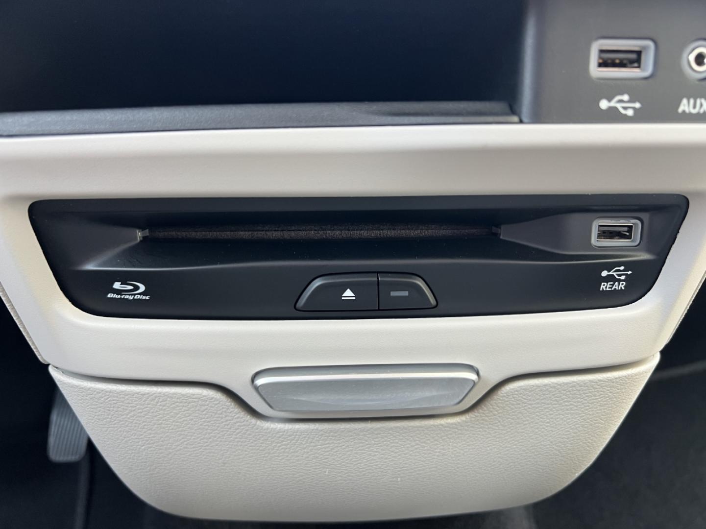 2017 TAN /Tan Leather Chrysler Pacifica Touring-L Plus (2C4RC1EG3HR) with an 3.6L V6 engine, Automatic transmission, located at 2990 Old Orchard Rd., Jackson, MO, 63755, 37.354214, -89.612106 - 2017 Chrysler Pacifica Touring-L Plus 111xxx miles Front Wheel Drive 3.6L V6 Automatic Leather 3rd Row Stow 'N Go Navigation Rear Entertainment Backup Camera Power/Heated Seats Heated Rear Seats Heated Steering Wheel Bluetooth Remote Start Cruise Power Windows/Locks/Mirrors We have - Photo#32