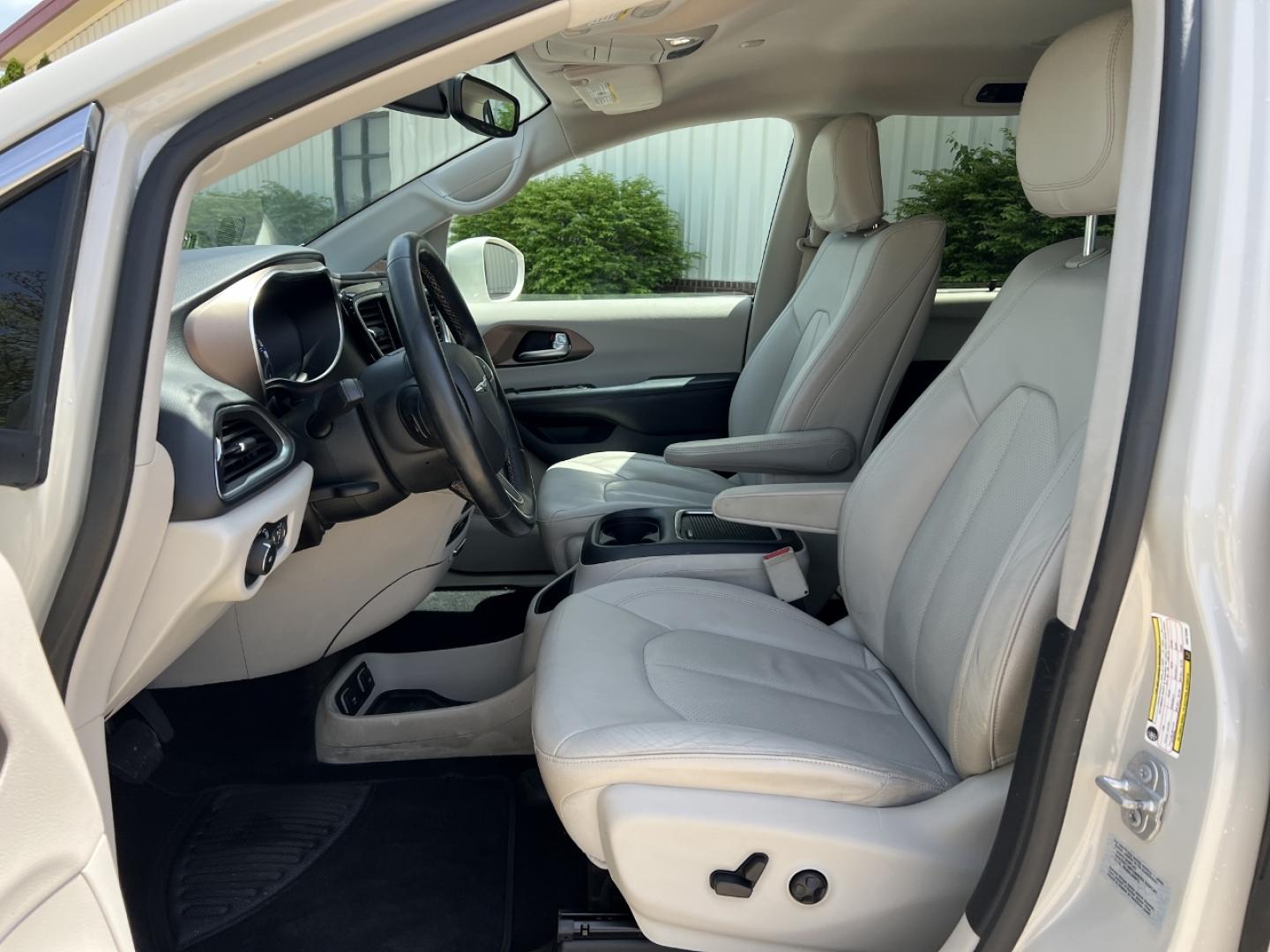 2017 TAN /Tan Leather Chrysler Pacifica Touring-L Plus (2C4RC1EG3HR) with an 3.6L V6 engine, Automatic transmission, located at 2990 Old Orchard Rd., Jackson, MO, 63755, 37.354214, -89.612106 - 2017 Chrysler Pacifica Touring-L Plus 111xxx miles Front Wheel Drive 3.6L V6 Automatic Leather 3rd Row Stow 'N Go Navigation Rear Entertainment Backup Camera Power/Heated Seats Heated Rear Seats Heated Steering Wheel Bluetooth Remote Start Cruise Power Windows/Locks/Mirrors We have - Photo#17