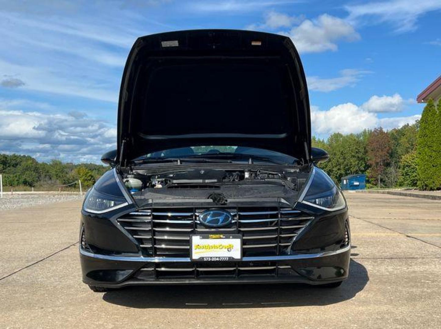 2020 BLACK /Gray Cloth HYUNDAI SONATA SE (5NPEG4JA3LH) with an 2.5L 4 Cyl. engine, Automatic transmission, located at 2990 Old Orchard Rd., Jackson, MO, 63755, 37.354214, -89.612106 - 2020 Hyundai Sonata SE Only 25xxx miles Front Wheel Drive 2.5L 4 Cyl. Automatic Backup Camera Bluetooth Cruise Power Windows/Locks/Mirrors We have financing available and we accept trades! Fill out a credit application on our website or come by today! If you have any questions, give us a c - Photo#27
