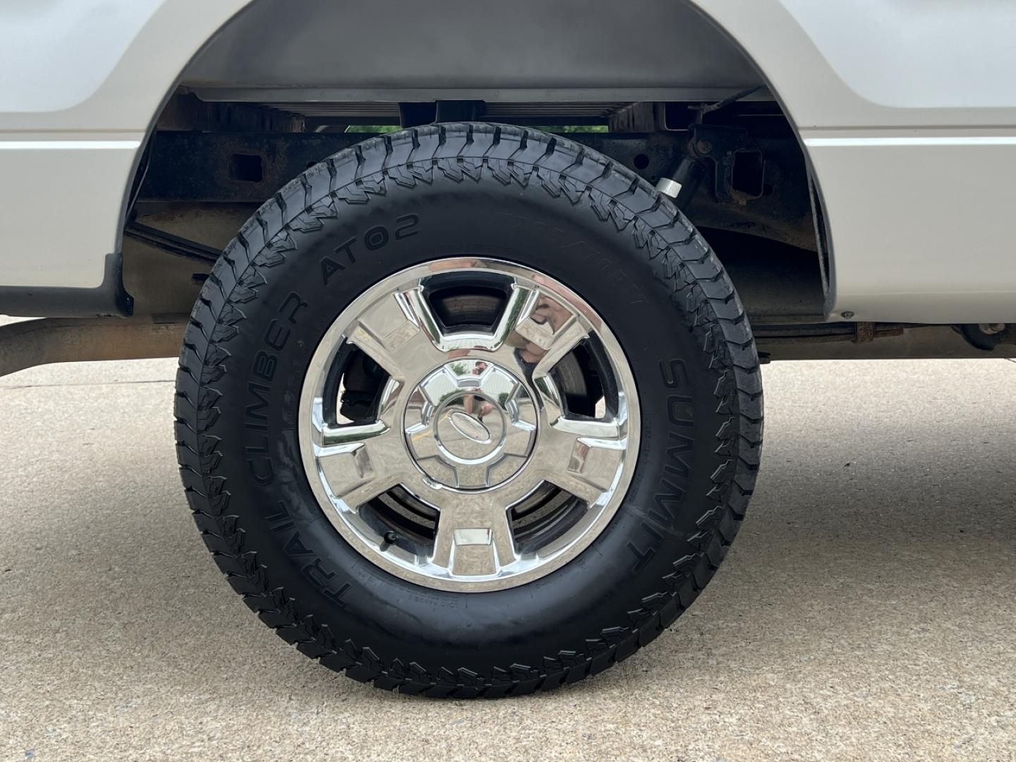2012 SILVER /Gray Vinyl Ford F-150 XL SuperCab 4WD (1FTFX1ET4CF) with an 3.5L V6 TURBO engine, Automatic transmission, located at 506 S. Kingshighway, Cape Girardeau, MO, 63703, (573) 235-5000, 37.294994, -89.556206 - 2012 Ford F-150 XL 163xxx miles 4x4 3.5L V6 Automatic New Tires Backup Camera Bluetooth Cruise Power Windows/Locks/Mirrors We have financing available and we accept trades! Fill out a credit application on our website or come by today! If you have any questions, give us a call at (573) 23 - Photo#36