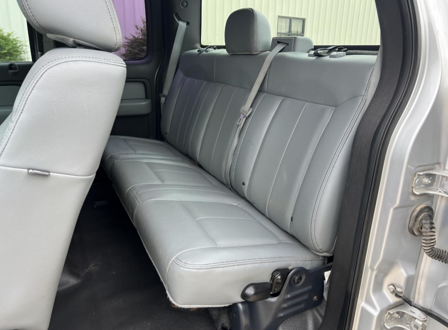 2012 SILVER /Gray Vinyl Ford F-150 XL SuperCab 4WD (1FTFX1ET4CF) with an 3.5L V6 TURBO engine, Automatic transmission, located at 506 S. Kingshighway, Cape Girardeau, MO, 63703, (573) 235-5000, 37.294994, -89.556206 - 2012 Ford F-150 XL 163xxx miles 4x4 3.5L V6 Automatic New Tires Backup Camera Bluetooth Cruise Power Windows/Locks/Mirrors We have financing available and we accept trades! Fill out a credit application on our website or come by today! If you have any questions, give us a call at (573) 23 - Photo#13