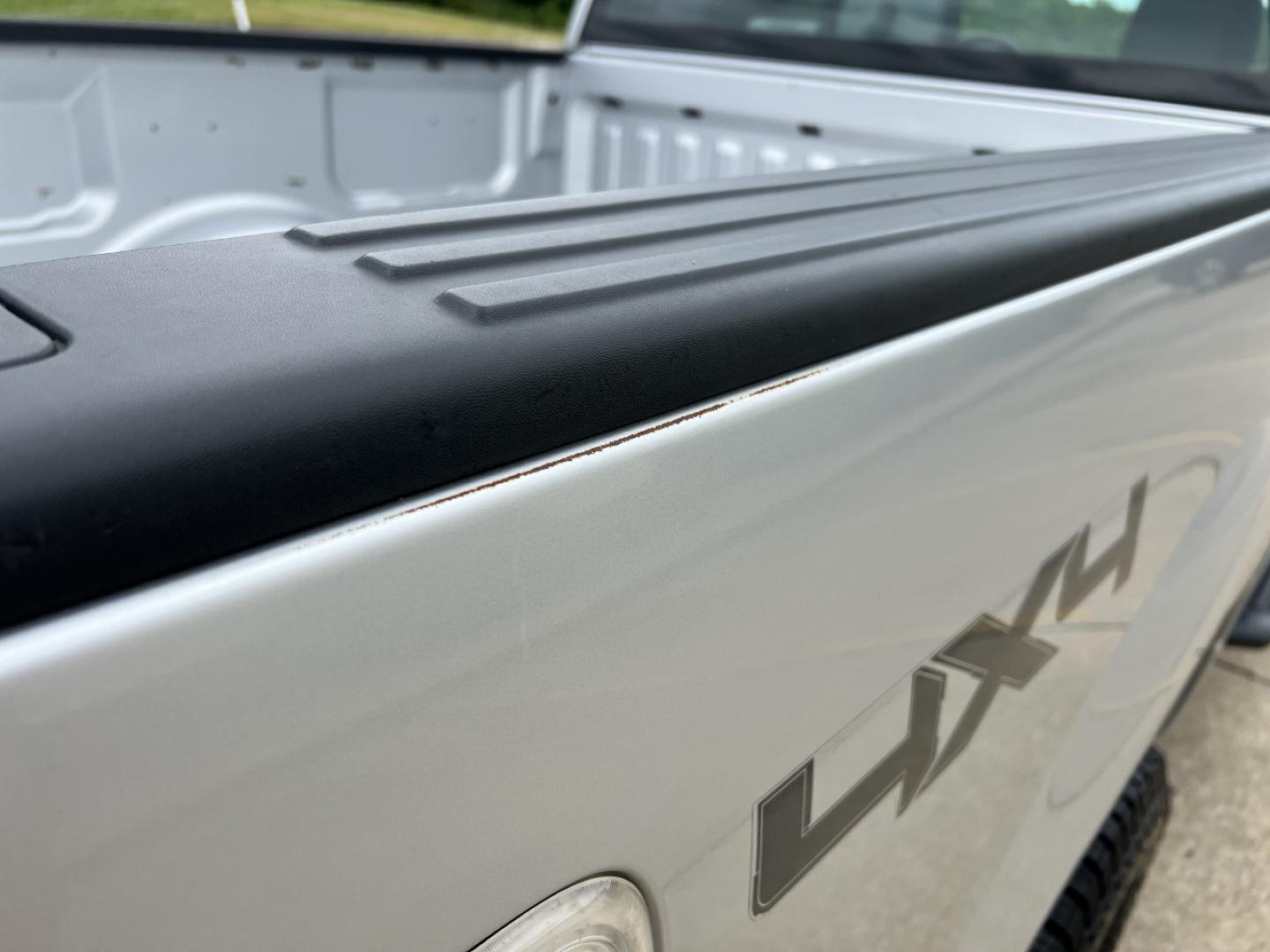 2012 SILVER /Gray Vinyl Ford F-150 XL SuperCab 4WD (1FTFX1ET4CF) with an 3.5L V6 TURBO engine, Automatic transmission, located at 506 S. Kingshighway, Cape Girardeau, MO, 63703, (573) 235-5000, 37.294994, -89.556206 - 2012 Ford F-150 XL 163xxx miles 4x4 3.5L V6 Automatic New Tires Backup Camera Bluetooth Cruise Power Windows/Locks/Mirrors We have financing available and we accept trades! Fill out a credit application on our website or come by today! If you have any questions, give us a call at (573) 23 - Photo#46