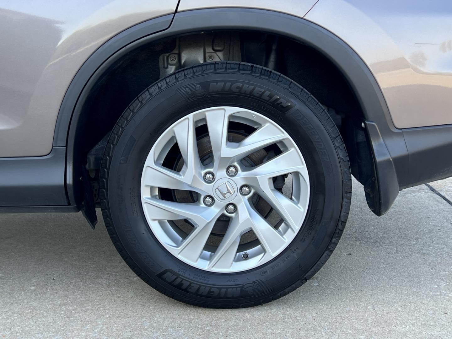 2015 BROWN /Tan Leather Honda CR-V EX-L 4WD (5J6RM4H74FL) with an 2.4L 4 Cyl. engine, Continuously Variable Transmission transmission, located at 2990 Old Orchard Rd., Jackson, MO, 63755, 37.354214, -89.612106 - 2015 Honda CR-V EX-L Local 1-Owner 186xxx miles All Wheel Drive 2.4L 4 Cyl. Automatic Leather Backup Camera Power Driver Seat Heated Seats Sunroof Cruise Power Windows/Locks/Mirrors We have financing available and we accept trades! Fill out a credit application on our website or come by - Photo#36