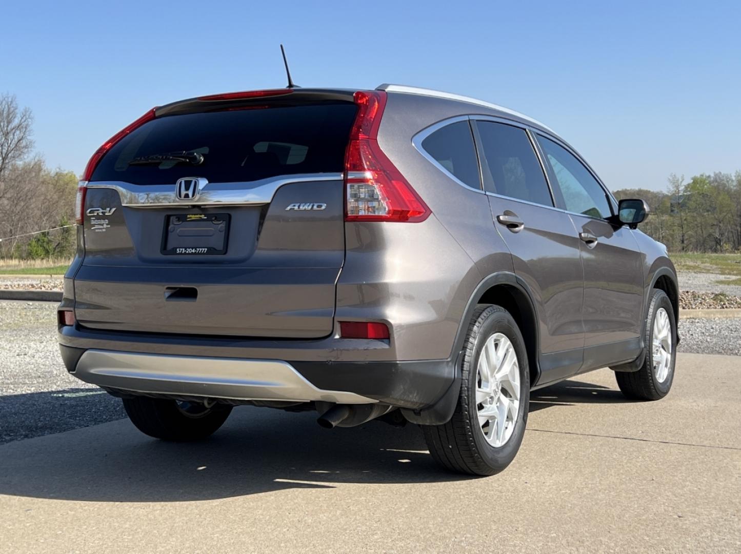 2015 BROWN /Tan Leather Honda CR-V EX-L 4WD (5J6RM4H74FL) with an 2.4L 4 Cyl. engine, Continuously Variable Transmission transmission, located at 2990 Old Orchard Rd., Jackson, MO, 63755, 37.354214, -89.612106 - 2015 Honda CR-V EX-L Local 1-Owner 186xxx miles All Wheel Drive 2.4L 4 Cyl. Automatic Leather Backup Camera Power Driver Seat Heated Seats Sunroof Cruise Power Windows/Locks/Mirrors We have financing available and we accept trades! Fill out a credit application on our website or come by - Photo#10