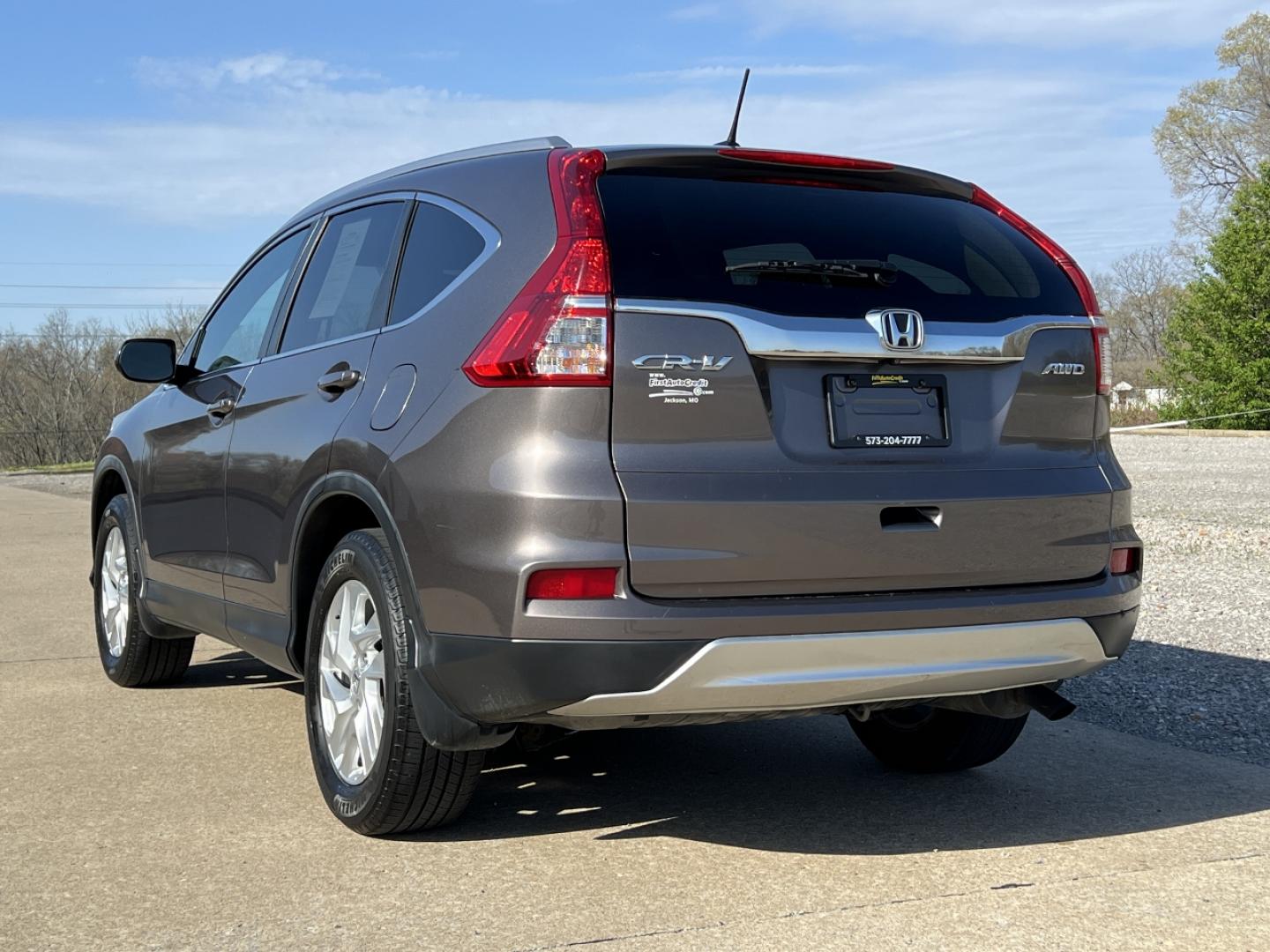 2015 BROWN /Tan Leather Honda CR-V EX-L 4WD (5J6RM4H74FL) with an 2.4L 4 Cyl. engine, Continuously Variable Transmission transmission, located at 2990 Old Orchard Rd., Jackson, MO, 63755, 37.354214, -89.612106 - 2015 Honda CR-V EX-L Local 1-Owner 186xxx miles All Wheel Drive 2.4L 4 Cyl. Automatic Leather Backup Camera Power Driver Seat Heated Seats Sunroof Cruise Power Windows/Locks/Mirrors We have financing available and we accept trades! Fill out a credit application on our website or come by - Photo#11