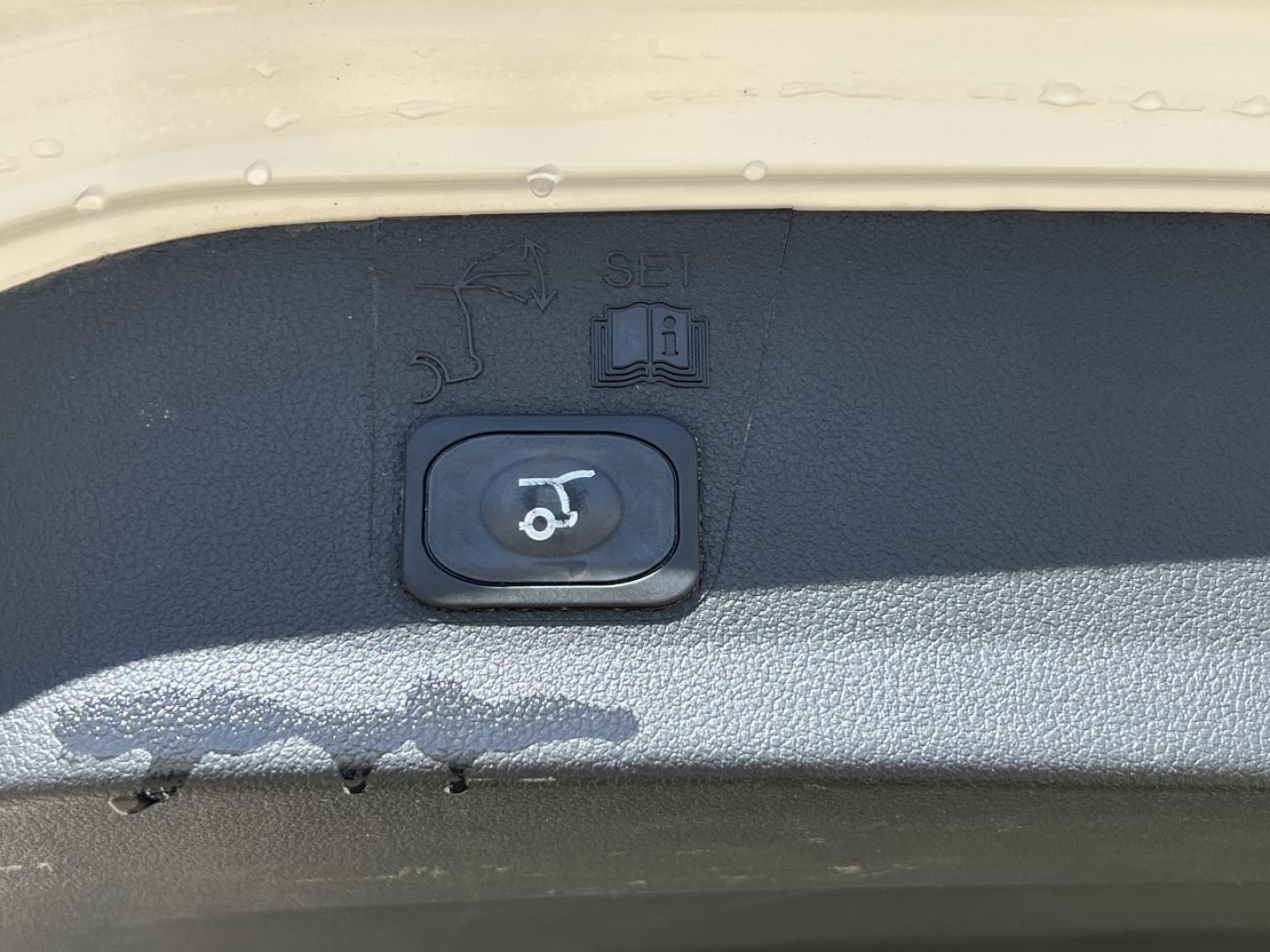 2016 WHITE /Tan Leather Ford Escape Titanium FWD (1FMCU0J9XGU) with an 2.0L 4 Cyl. engine, Automatic transmission, located at 2990 Old Orchard Rd., Jackson, MO, 63755, 37.354214, -89.612106 - 2016 Ford Escape Titanium Only 90xxx miles Front Wheel Drive 2.0L 4 Cyl. Automatic Leather Navigation Power/Heated Seats Backup Camera Sunroof Bluetooth Remote Start Cruise Power Window/Locks/Mirrors We have financing available and we accept trades! Fill out a credit application on our - Photo#23