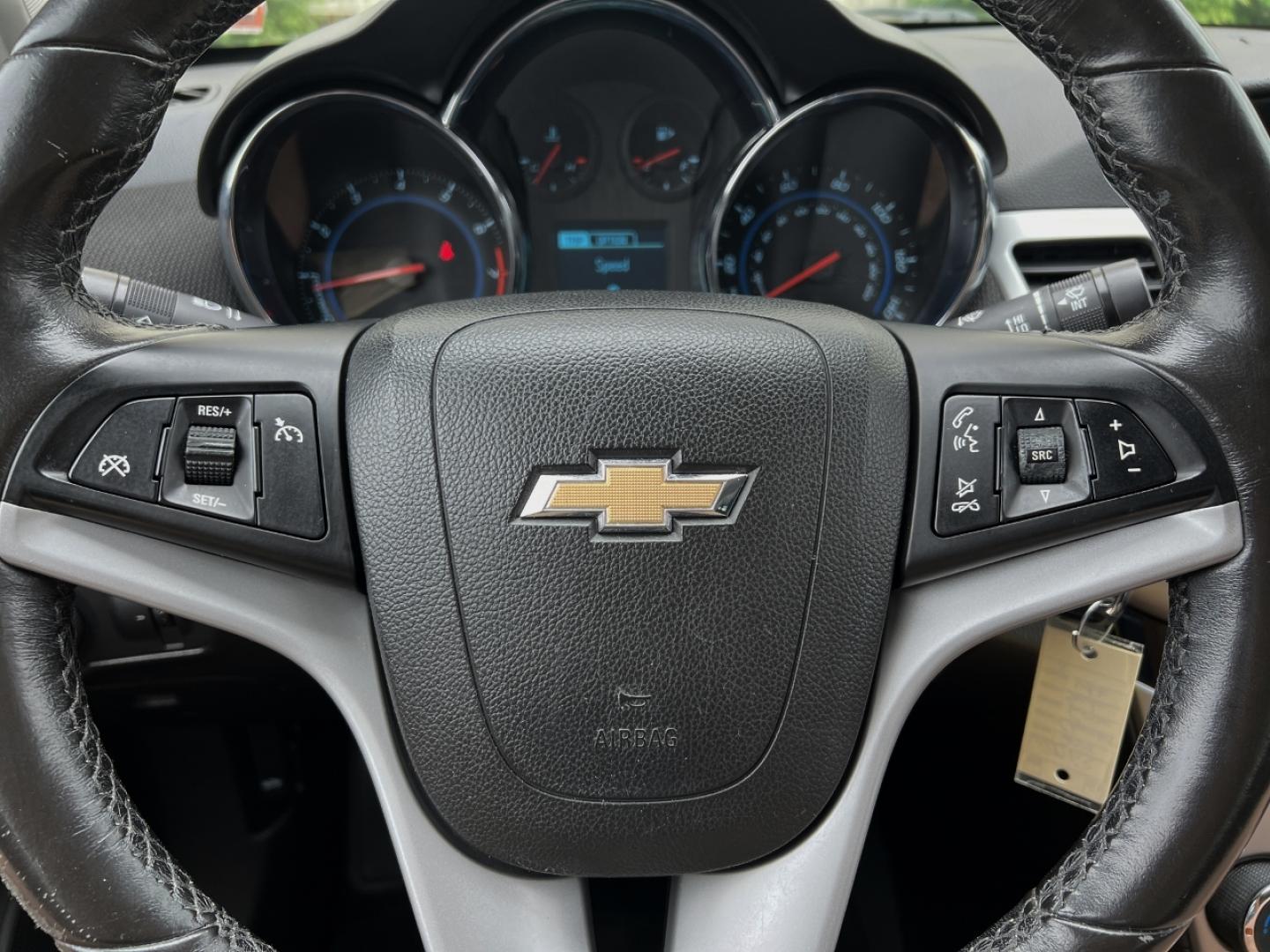 2014 WHITE /Black Leather Chevrolet Cruze LT (1G1PE5SB4E7) with an 1.4L 4 Cyl. TURBO engine, Automatic transmission, located at 506 S. Kingshighway, Cape Girardeau, MO, 63703, (573) 235-5000, 37.294994, -89.556206 - 2014 Chevrolet Cruze LT 185xxx miles Front Wheel Drive 1.4L 4 Cyl. Automatic Leather Power Driver Seat Heated Seats Sunroof Bluetooth Remote Start Cruise Power Windows/Locks/Mirrors We have financing available and we accept trades! Fill out a credit application on our website or come by - Photo#22