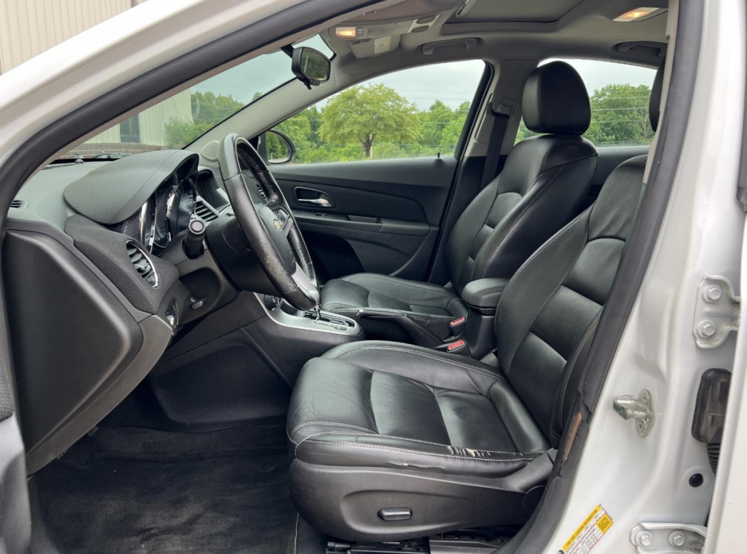 2014 WHITE /Black Leather Chevrolet Cruze LT (1G1PE5SB4E7) with an 1.4L 4 Cyl. TURBO engine, Automatic transmission, located at 506 S. Kingshighway, Cape Girardeau, MO, 63703, (573) 235-5000, 37.294994, -89.556206 - 2014 Chevrolet Cruze LT 185xxx miles Front Wheel Drive 1.4L 4 Cyl. Automatic Leather Power Driver Seat Heated Seats Sunroof Bluetooth Remote Start Cruise Power Windows/Locks/Mirrors We have financing available and we accept trades! Fill out a credit application on our website or come by - Photo#14