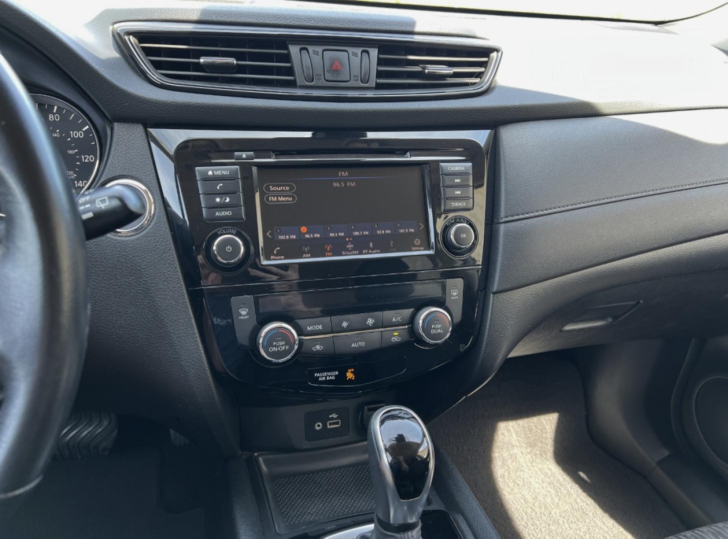 2020 GRAY /Black Cloth Nissan Rogue SV 2WD (JN8AT2MTXLW) with an 2.5L 4 Cyl. engine, CVT transmission, located at 2990 Old Orchard Rd., Jackson, MO, 63755, 37.354214, -89.612106 - 2020 Nissan Rogue SV 76xxx miles Front Wheel Drive 2.5L 4 Cyl. Automatic Backup Camera Power Driver Seat Heated Seats Bluetooth Remote Start Cruise Power Windows/Locks/Mirrors We have financing available and we accept trades! Fill out a credit application on our website or come by today! - Photo#26