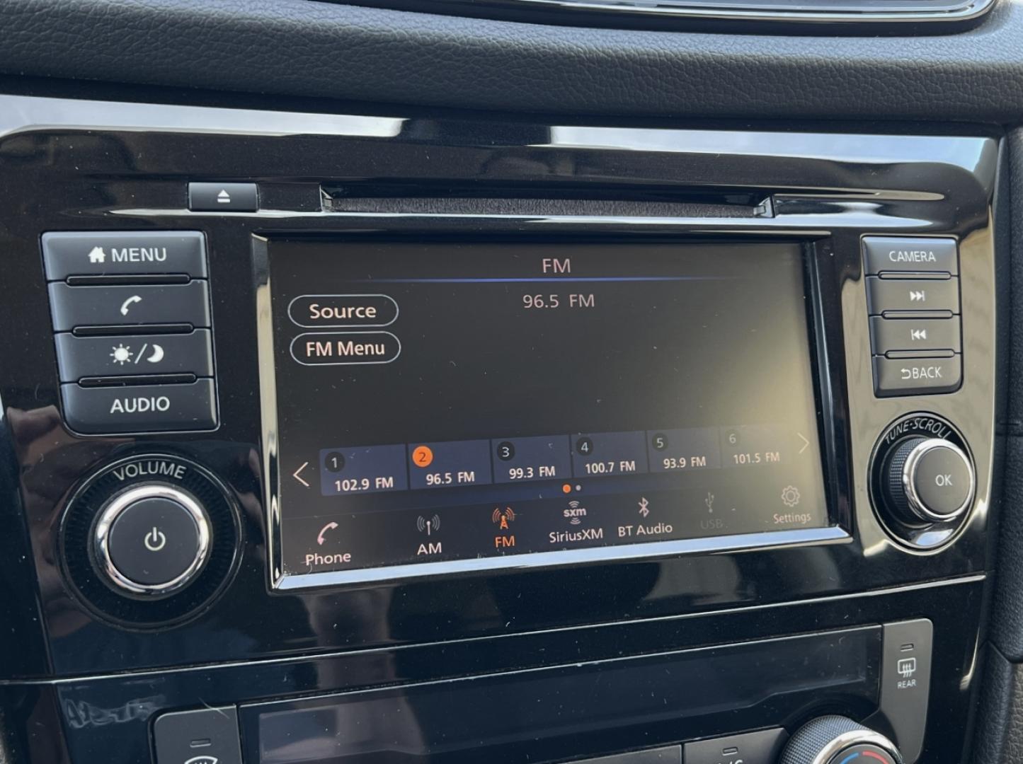 2020 GRAY /Black Cloth Nissan Rogue SV 2WD (JN8AT2MTXLW) with an 2.5L 4 Cyl. engine, CVT transmission, located at 2990 Old Orchard Rd., Jackson, MO, 63755, 37.354214, -89.612106 - 2020 Nissan Rogue SV 76xxx miles Front Wheel Drive 2.5L 4 Cyl. Automatic Backup Camera Power Driver Seat Heated Seats Bluetooth Remote Start Cruise Power Windows/Locks/Mirrors We have financing available and we accept trades! Fill out a credit application on our website or come by today! - Photo#27