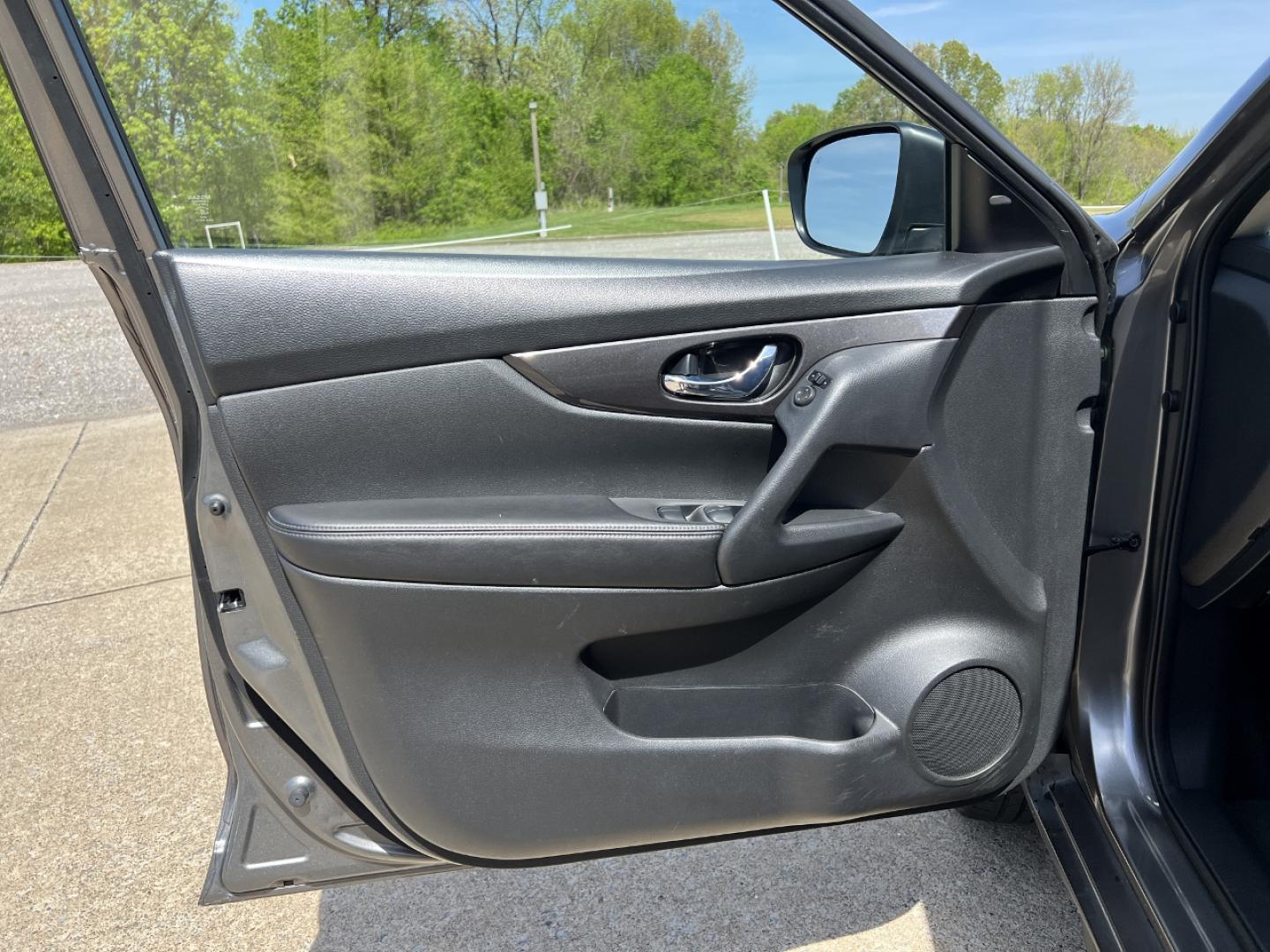 2020 GRAY /Black Cloth Nissan Rogue SV 2WD (JN8AT2MTXLW) with an 2.5L 4 Cyl. engine, CVT transmission, located at 2990 Old Orchard Rd., Jackson, MO, 63755, 37.354214, -89.612106 - 2020 Nissan Rogue SV 76xxx miles Front Wheel Drive 2.5L 4 Cyl. Automatic Backup Camera Power Driver Seat Heated Seats Bluetooth Remote Start Cruise Power Windows/Locks/Mirrors We have financing available and we accept trades! Fill out a credit application on our website or come by today! - Photo#13