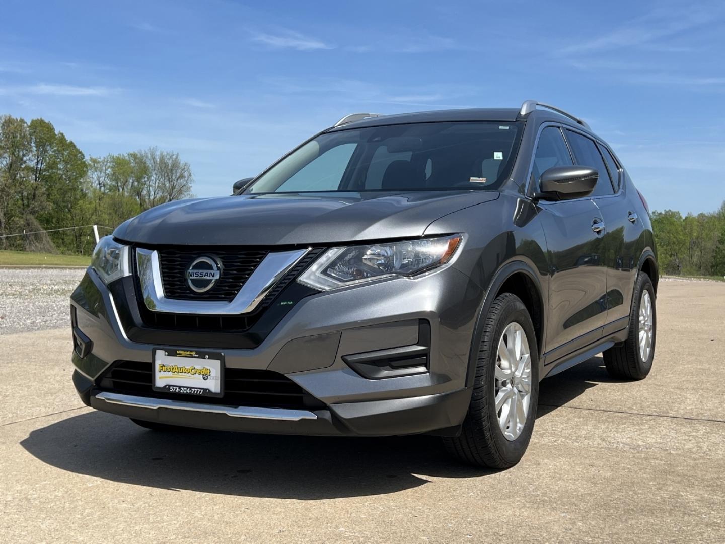 2020 GRAY /Black Cloth Nissan Rogue SV 2WD (JN8AT2MTXLW) with an 2.5L 4 Cyl. engine, CVT transmission, located at 2990 Old Orchard Rd., Jackson, MO, 63755, 37.354214, -89.612106 - 2020 Nissan Rogue SV 76xxx miles Front Wheel Drive 2.5L 4 Cyl. Automatic Backup Camera Power Driver Seat Heated Seats Bluetooth Remote Start Cruise Power Windows/Locks/Mirrors We have financing available and we accept trades! Fill out a credit application on our website or come by today! - Photo#6