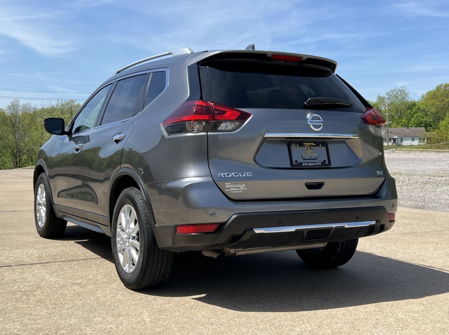 2020 GRAY /Black Cloth Nissan Rogue SV 2WD (JN8AT2MTXLW) with an 2.5L 4 Cyl. engine, CVT transmission, located at 2990 Old Orchard Rd., Jackson, MO, 63755, 37.354214, -89.612106 - 2020 Nissan Rogue SV 76xxx miles Front Wheel Drive 2.5L 4 Cyl. Automatic Backup Camera Power Driver Seat Heated Seats Bluetooth Remote Start Cruise Power Windows/Locks/Mirrors We have financing available and we accept trades! Fill out a credit application on our website or come by today! - Photo#10