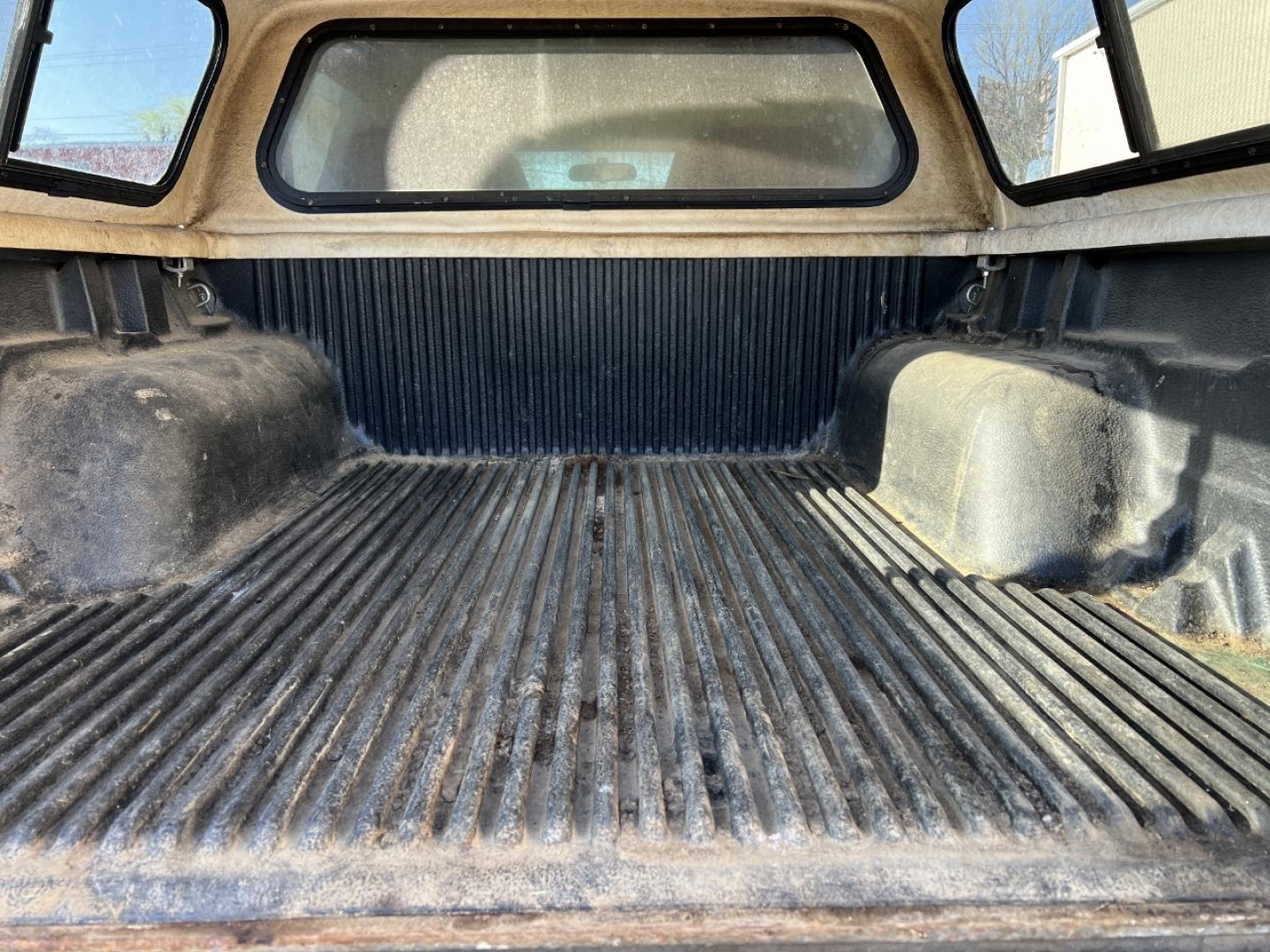 2004 TAN /Black Cloth Chevrolet S-10 Crew Cab 4WD LS (1GCDT13X14K) with an 4.3L V6 engine, Automatic transmission, located at 2990 Old Orchard Rd., Jackson, MO, 63755, 37.354214, -89.612106 - We have financing available and we accept trades! Fill out a credit application on our website or come by today! If you have any questions, give us a call at (573) 204-7777 or visit our website at firstautocredit.com. - Photo#8