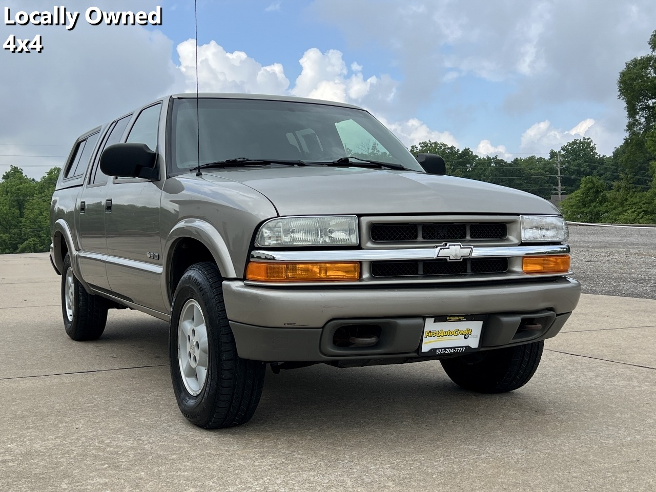photo of 2004 Chevrolet S-10 Crew Cab 4WD LS