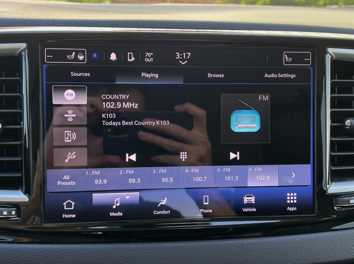 2022 BLUE /Black Leather Chrysler Pacifica Touring-L (2C4RC1BG9NR) with an 3.6L V6 engine, Automatic transmission, located at 2990 Old Orchard Rd., Jackson, MO, 63755, 37.354214, -89.612106 - 2022 Chrysler Pacifica Touring L 1-Owner 95xxx miles Front Wheel Drive 3.6L V6 Automatic Leather 3rd Row Stow 'N Go Backup Camera Power Driver Seat Heated Seats Heated Steering Wheel Bluetooth Remote Start Cruise Power Windows/Locks/Mirrors We have financing available and we accept - Photo#27