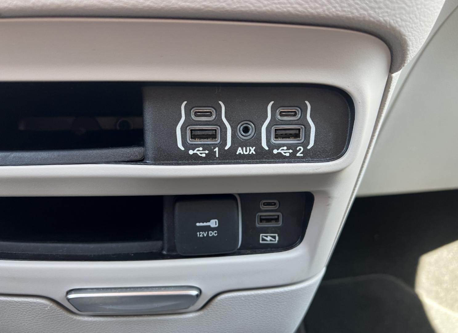 2022 BLUE /Black Leather Chrysler Pacifica Touring-L (2C4RC1BG9NR) with an 3.6L V6 engine, Automatic transmission, located at 2990 Old Orchard Rd., Jackson, MO, 63755, 37.354214, -89.612106 - 2022 Chrysler Pacifica Touring L 1-Owner 95xxx miles Front Wheel Drive 3.6L V6 Automatic Leather 3rd Row Stow 'N Go Backup Camera Power Driver Seat Heated Seats Heated Steering Wheel Bluetooth Remote Start Cruise Power Windows/Locks/Mirrors We have financing available and we accept - Photo#29