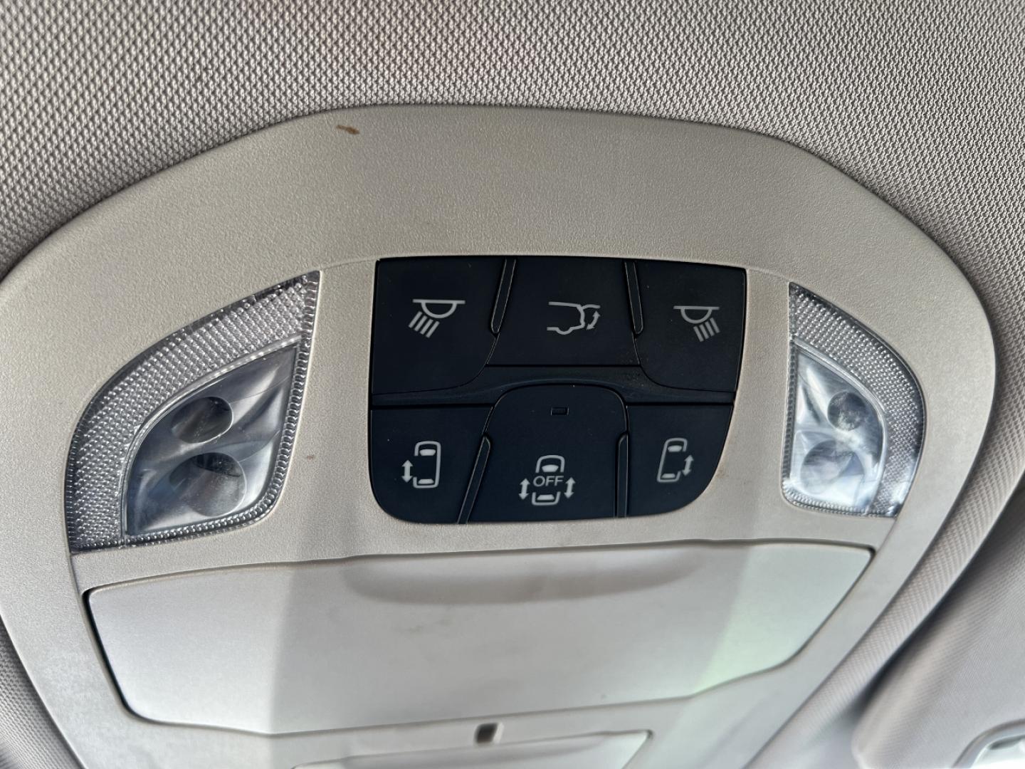 2022 BLUE /Black Leather Chrysler Pacifica Touring-L (2C4RC1BG9NR) with an 3.6L V6 engine, Automatic transmission, located at 2990 Old Orchard Rd., Jackson, MO, 63755, 37.354214, -89.612106 - 2022 Chrysler Pacifica Touring L 1-Owner 95xxx miles Front Wheel Drive 3.6L V6 Automatic Leather 3rd Row Stow 'N Go Backup Camera Power Driver Seat Heated Seats Heated Steering Wheel Bluetooth Remote Start Cruise Power Windows/Locks/Mirrors We have financing available and we accept - Photo#34