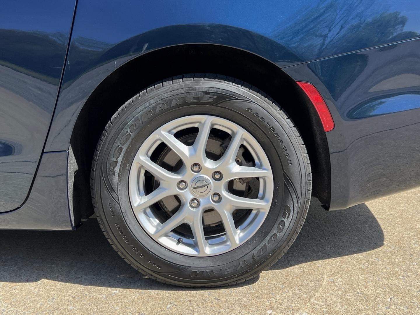 2022 BLUE /Black Leather Chrysler Pacifica Touring-L (2C4RC1BG9NR) with an 3.6L V6 engine, Automatic transmission, located at 2990 Old Orchard Rd., Jackson, MO, 63755, 37.354214, -89.612106 - 2022 Chrysler Pacifica Touring L 1-Owner 95xxx miles Front Wheel Drive 3.6L V6 Automatic Leather 3rd Row Stow 'N Go Backup Camera Power Driver Seat Heated Seats Heated Steering Wheel Bluetooth Remote Start Cruise Power Windows/Locks/Mirrors We have financing available and we accept - Photo#43