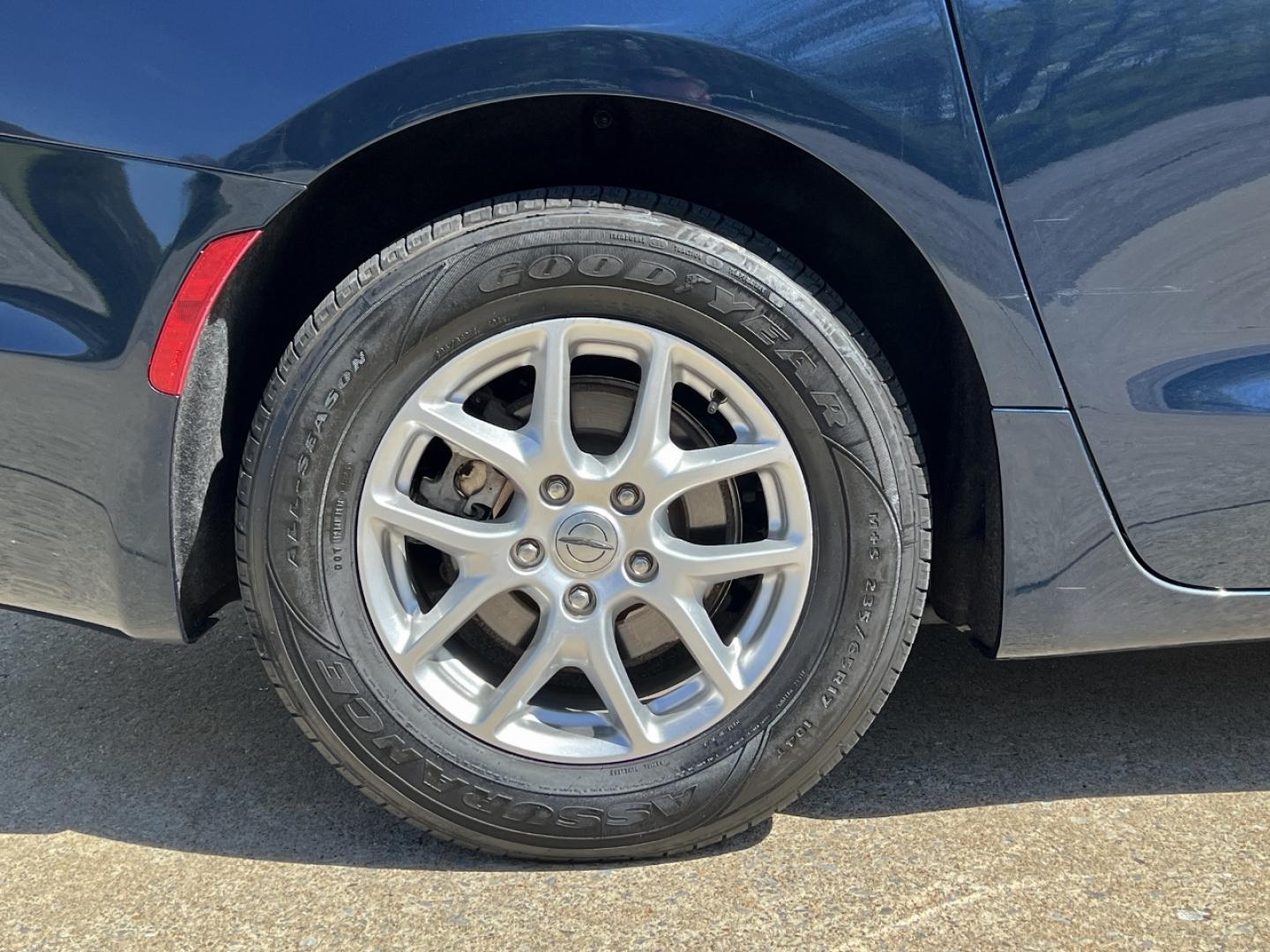 2022 BLUE /Black Leather Chrysler Pacifica Touring-L (2C4RC1BG9NR) with an 3.6L V6 engine, Automatic transmission, located at 2990 Old Orchard Rd., Jackson, MO, 63755, 37.354214, -89.612106 - 2022 Chrysler Pacifica Touring L 1-Owner 95xxx miles Front Wheel Drive 3.6L V6 Automatic Leather 3rd Row Stow 'N Go Backup Camera Power Driver Seat Heated Seats Heated Steering Wheel Bluetooth Remote Start Cruise Power Windows/Locks/Mirrors We have financing available and we accept - Photo#44