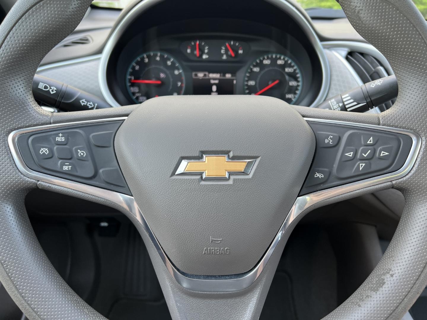 2020 WHITE /Gray Cloth Chevrolet Malibu LS (1G1ZC5ST5LF) with an 1.5L 4 Cyl. engine, Automatic transmission, located at 2990 Old Orchard Rd., Jackson, MO, 63755, 37.354214, -89.612106 - 2020 Chevrolet Malibu LS 1-Owner 93xxx miles Front Wheel Drive 1.5L 4 Cyl. Automatic Backup Camera Bluetooth Cruise Power Windows/Locks/Mirrors We have financing available and we accept trades! Fill out a credit application on our website or come by today! If you have any questions, give - Photo#19
