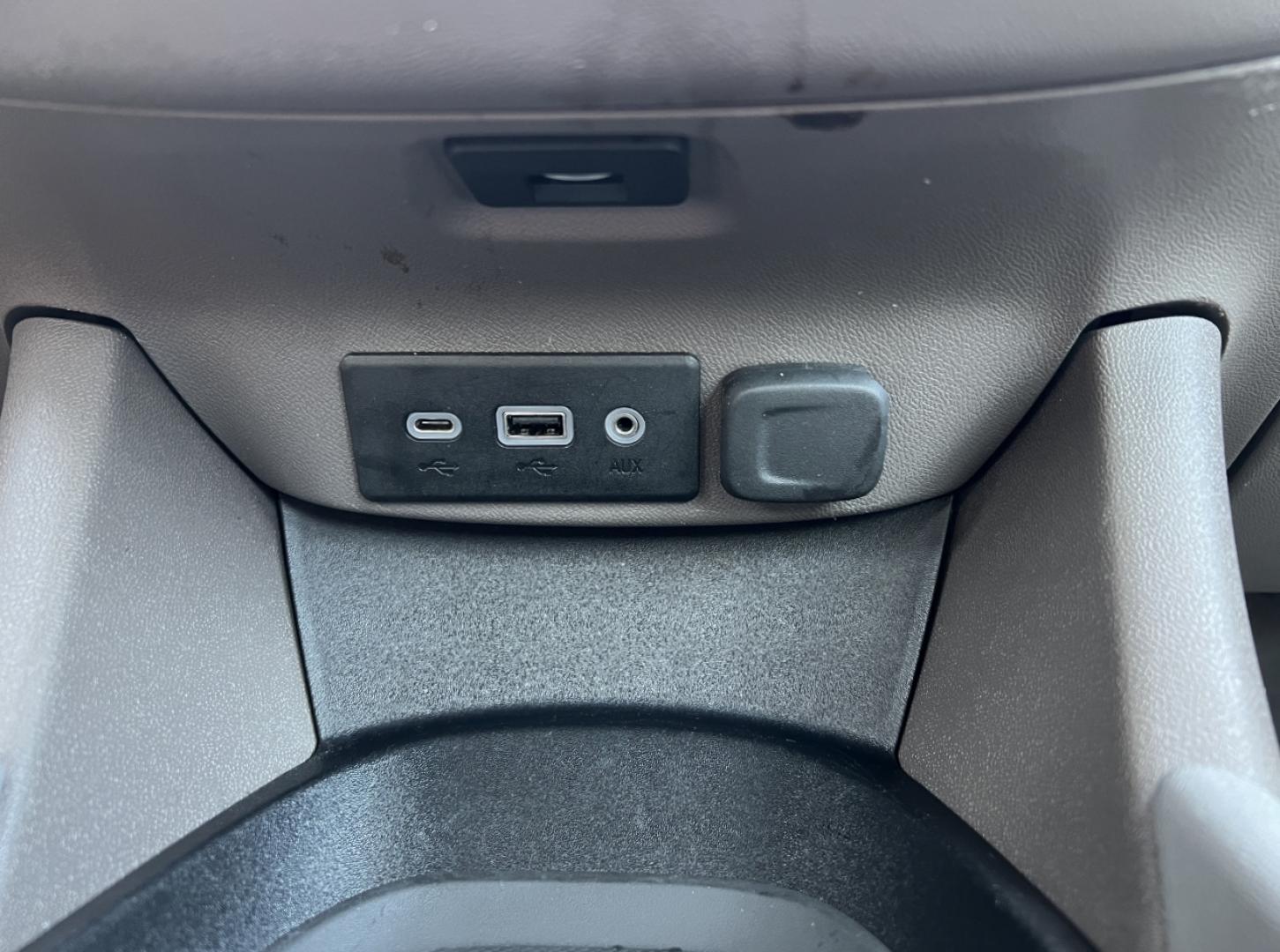 2020 WHITE /Gray Cloth Chevrolet Malibu LS (1G1ZC5ST5LF) with an 1.5L 4 Cyl. engine, Automatic transmission, located at 2990 Old Orchard Rd., Jackson, MO, 63755, 37.354214, -89.612106 - 2020 Chevrolet Malibu LS 1-Owner 93xxx miles Front Wheel Drive 1.5L 4 Cyl. Automatic Backup Camera Bluetooth Cruise Power Windows/Locks/Mirrors We have financing available and we accept trades! Fill out a credit application on our website or come by today! If you have any questions, give - Photo#25