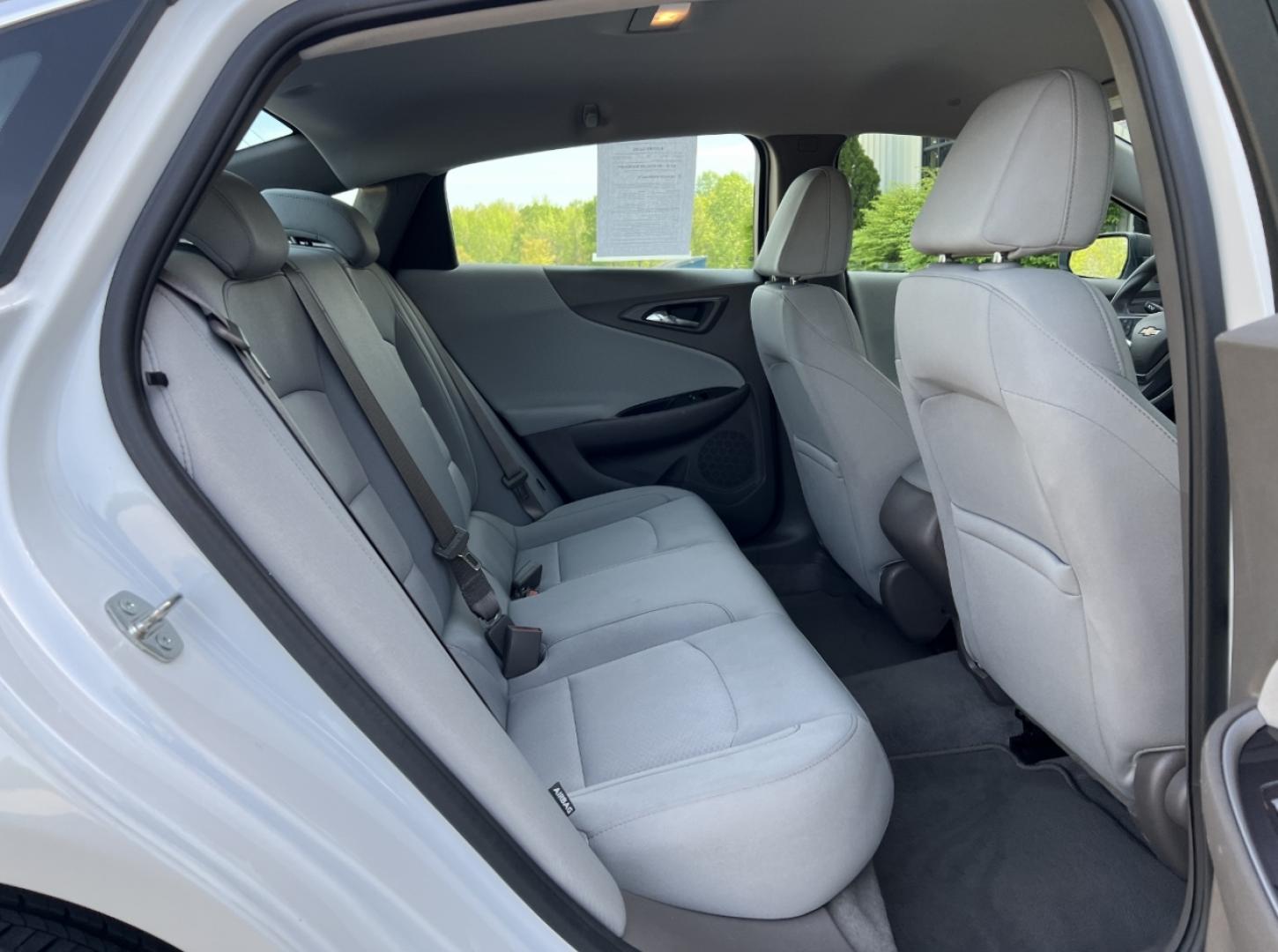 2020 WHITE /Gray Cloth Chevrolet Malibu LS (1G1ZC5ST5LF) with an 1.5L 4 Cyl. engine, Automatic transmission, located at 2990 Old Orchard Rd., Jackson, MO, 63755, 37.354214, -89.612106 - 2020 Chevrolet Malibu LS 1-Owner 93xxx miles Front Wheel Drive 1.5L 4 Cyl. Automatic Backup Camera Bluetooth Cruise Power Windows/Locks/Mirrors We have financing available and we accept trades! Fill out a credit application on our website or come by today! If you have any questions, give - Photo#16