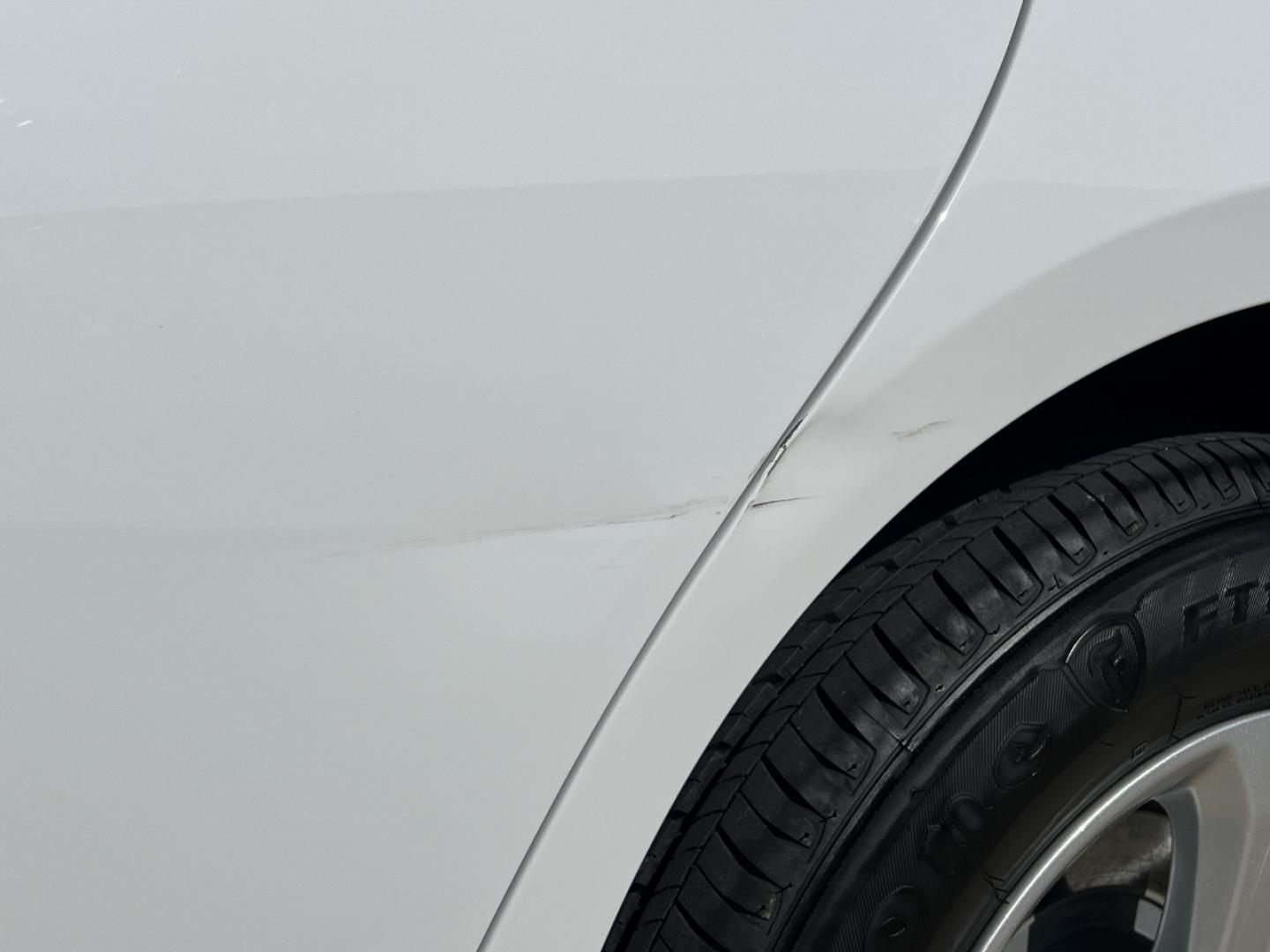 2020 WHITE /Gray Cloth Chevrolet Malibu LS (1G1ZC5ST5LF) with an 1.5L 4 Cyl. engine, Automatic transmission, located at 2990 Old Orchard Rd., Jackson, MO, 63755, 37.354214, -89.612106 - 2020 Chevrolet Malibu LS 1-Owner 93xxx miles Front Wheel Drive 1.5L 4 Cyl. Automatic Backup Camera Bluetooth Cruise Power Windows/Locks/Mirrors We have financing available and we accept trades! Fill out a credit application on our website or come by today! If you have any questions, give - Photo#39